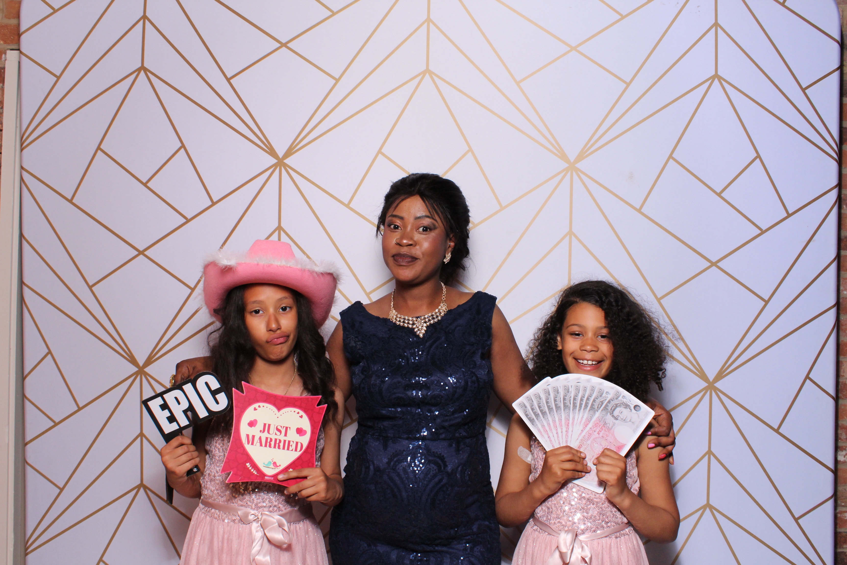 Chinazom & Aprils Wedding  | View more photos from the event at gallery.magicimages.uk/u/MagicImages/Chinazom-Aprils-Wedding