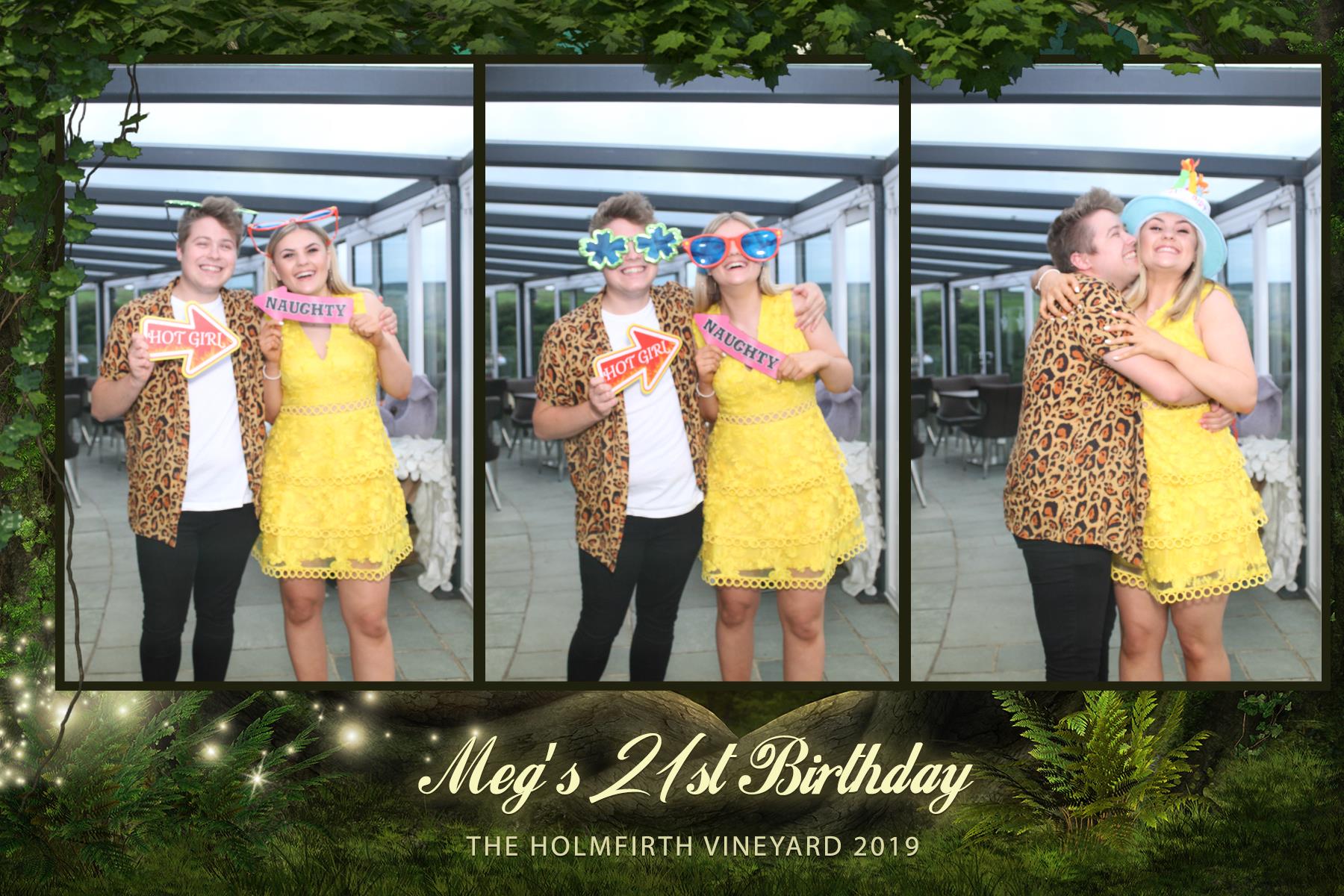 Meg's 21st birthday party  | View more photos from the event at gallery.magicimages.uk/u/MagicImages/Megs-21st-birthday-party