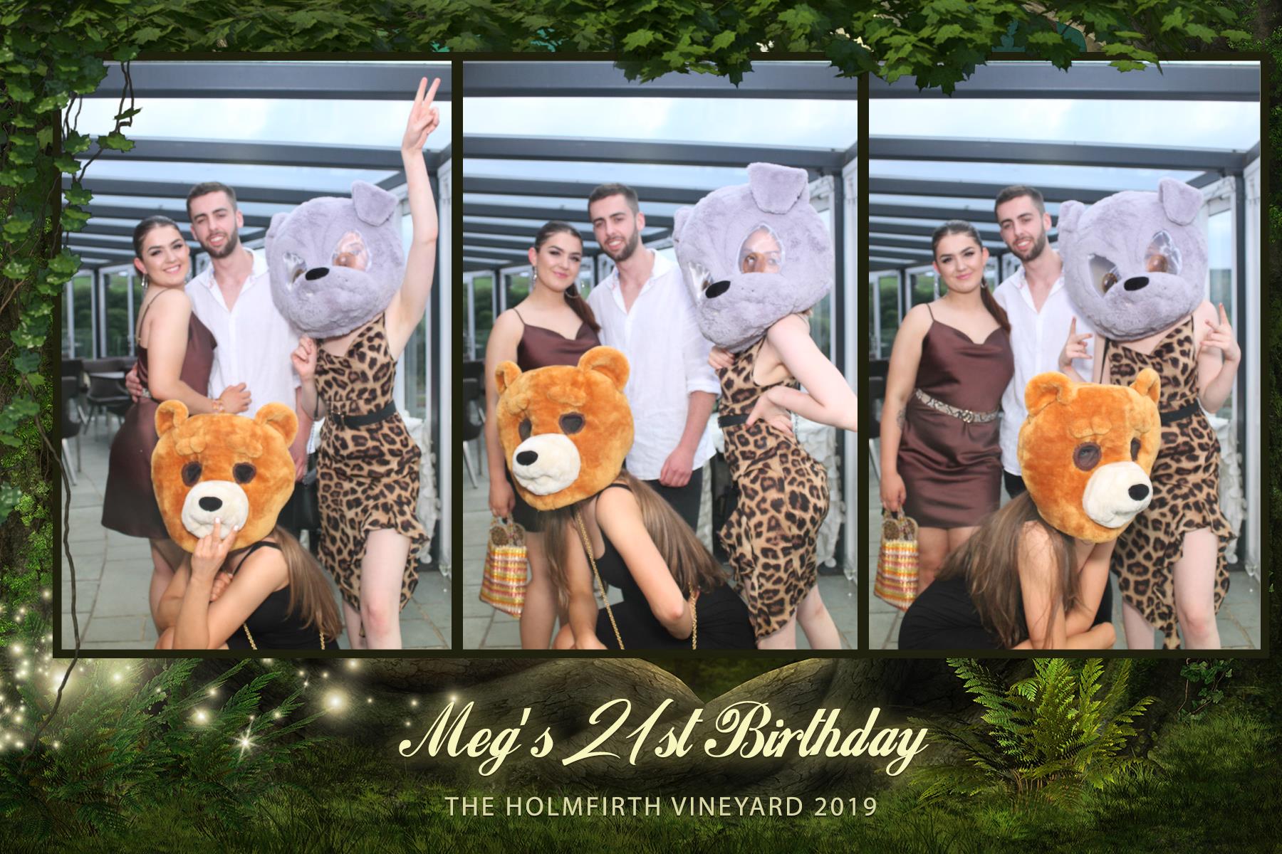 Meg's 21st birthday party  | View more photos from the event at gallery.magicimages.uk/u/MagicImages/Megs-21st-birthday-party