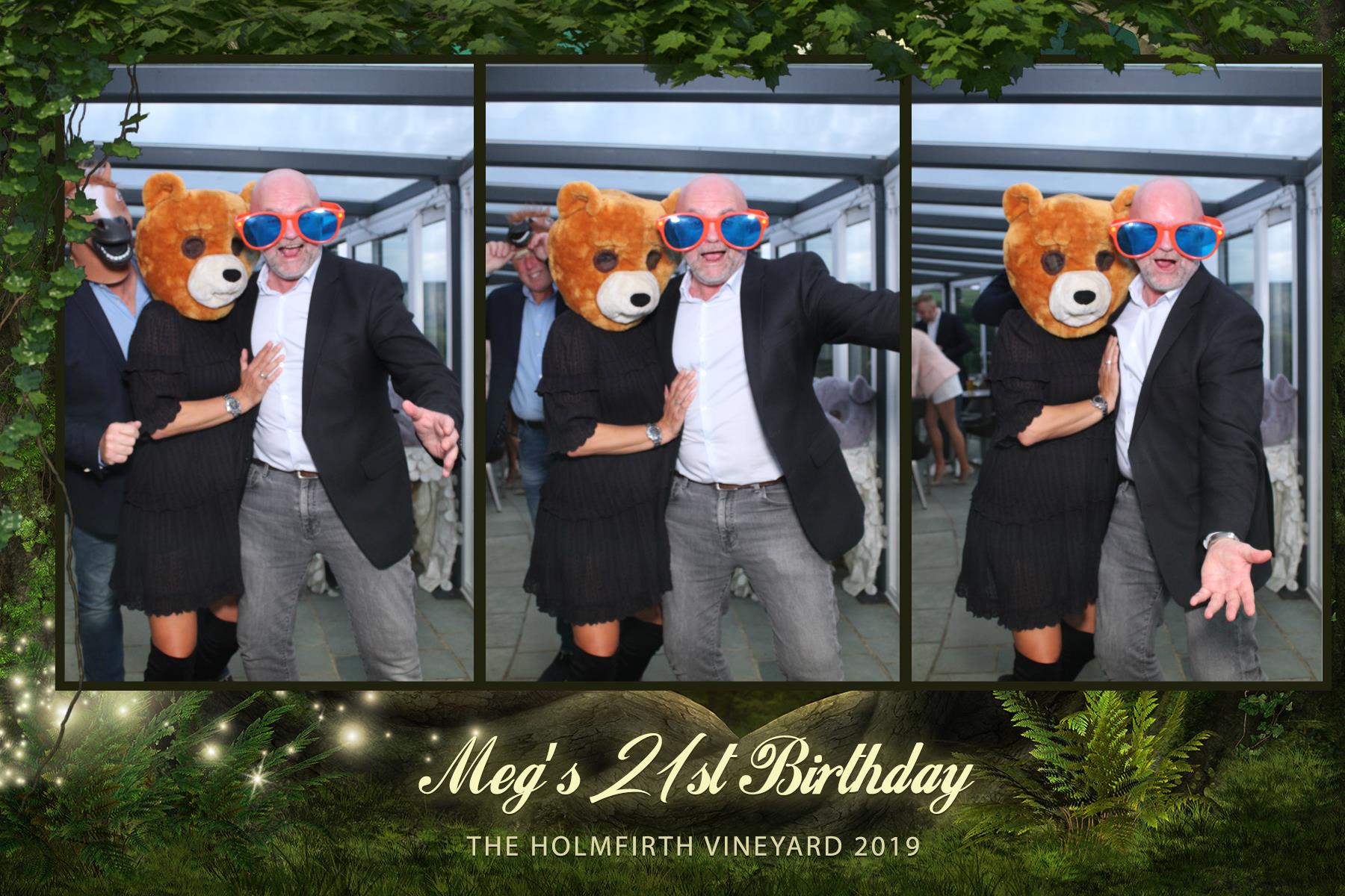 Meg's 21st birthday party  | View more photos from the event at gallery.magicimages.uk/u/MagicImages/Megs-21st-birthday-party