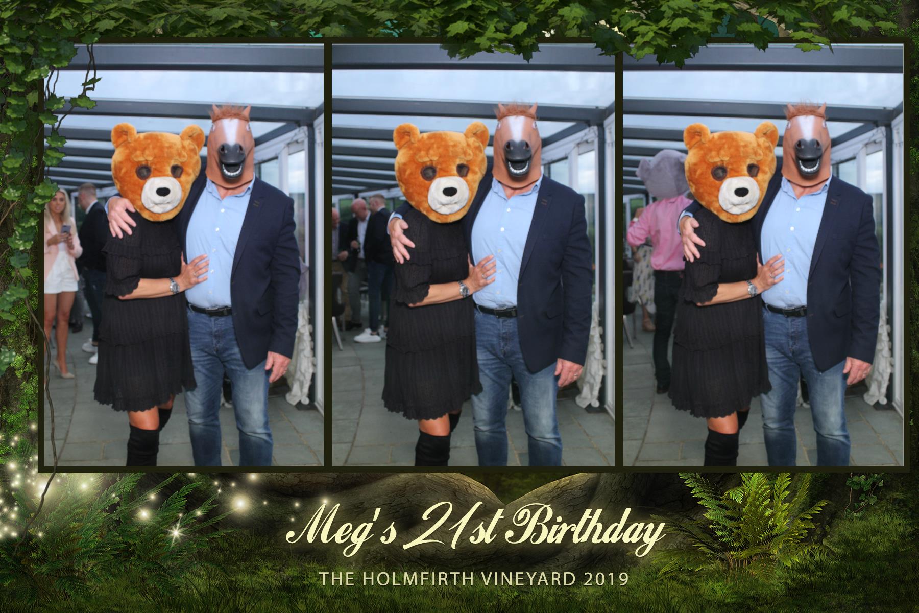 Meg's 21st birthday party  | View more photos from the event at gallery.magicimages.uk/u/MagicImages/Megs-21st-birthday-party