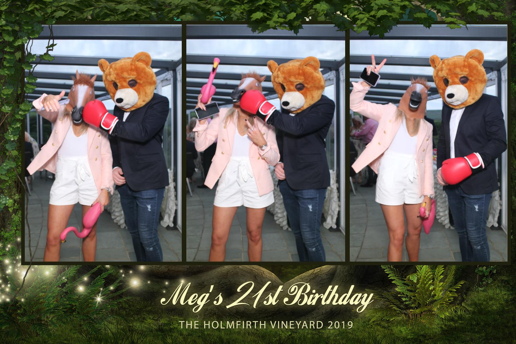 Meg's 21st birthday party  | View more photos from the event at gallery.magicimages.uk/u/MagicImages/Megs-21st-birthday-party