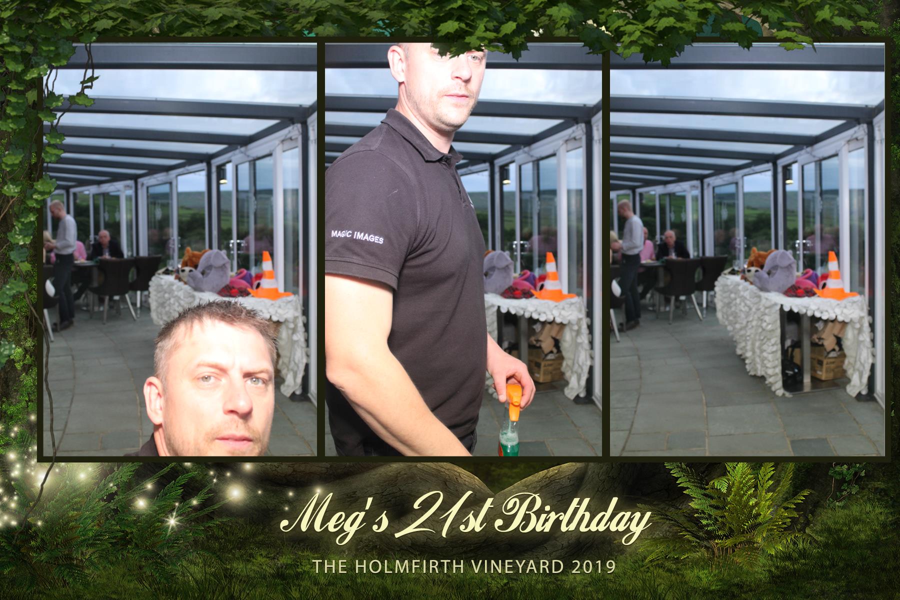 Meg's 21st birthday party  | View more photos from the event at gallery.magicimages.uk/u/MagicImages/Megs-21st-birthday-party