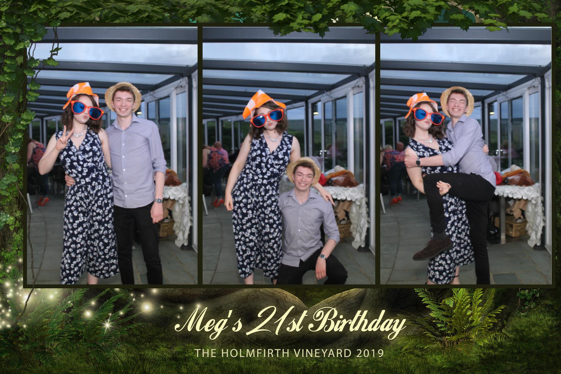 Meg's 21st birthday party  | View more photos from the event at gallery.magicimages.uk/u/MagicImages/Megs-21st-birthday-party
