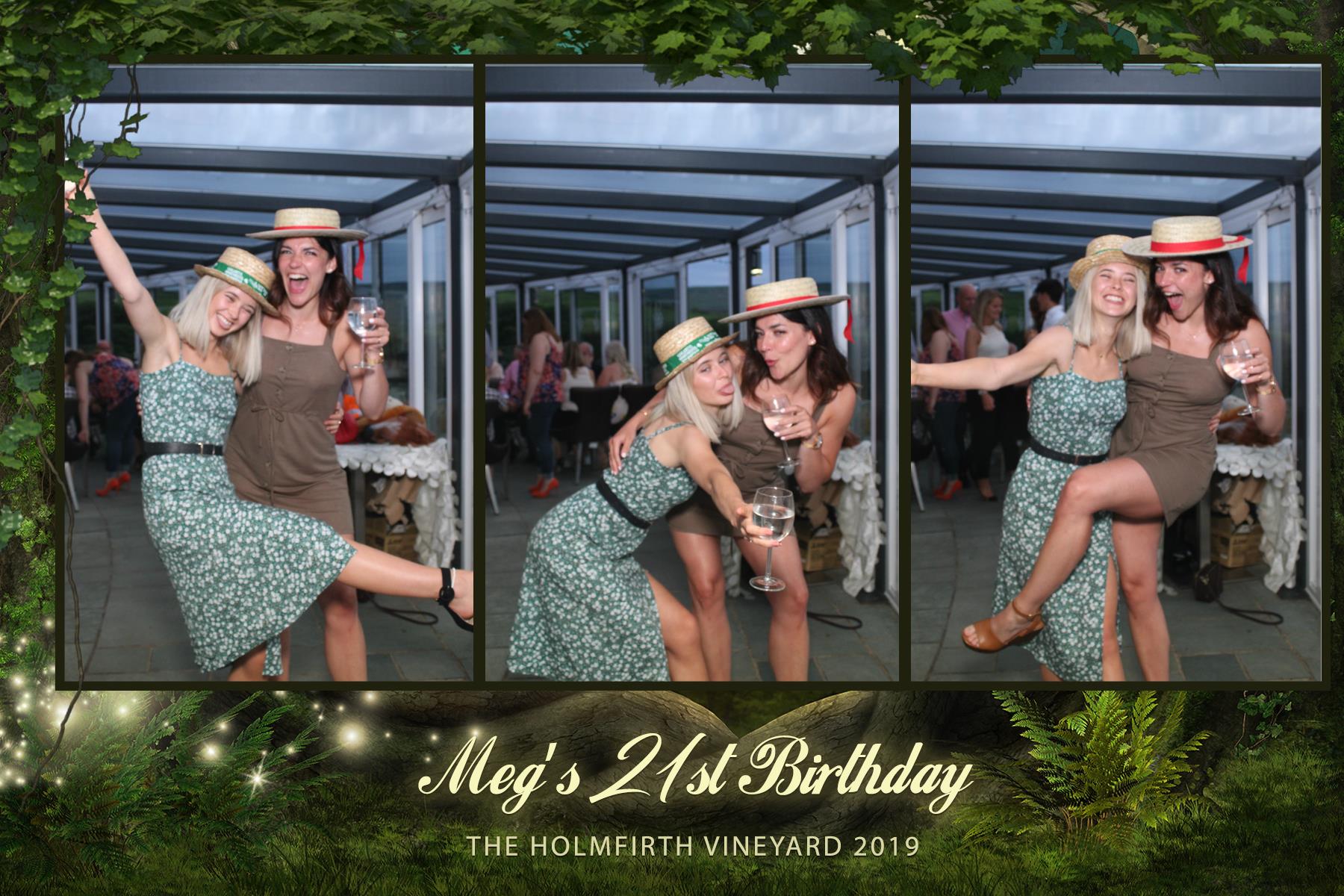 Meg's 21st birthday party  | View more photos from the event at gallery.magicimages.uk/u/MagicImages/Megs-21st-birthday-party