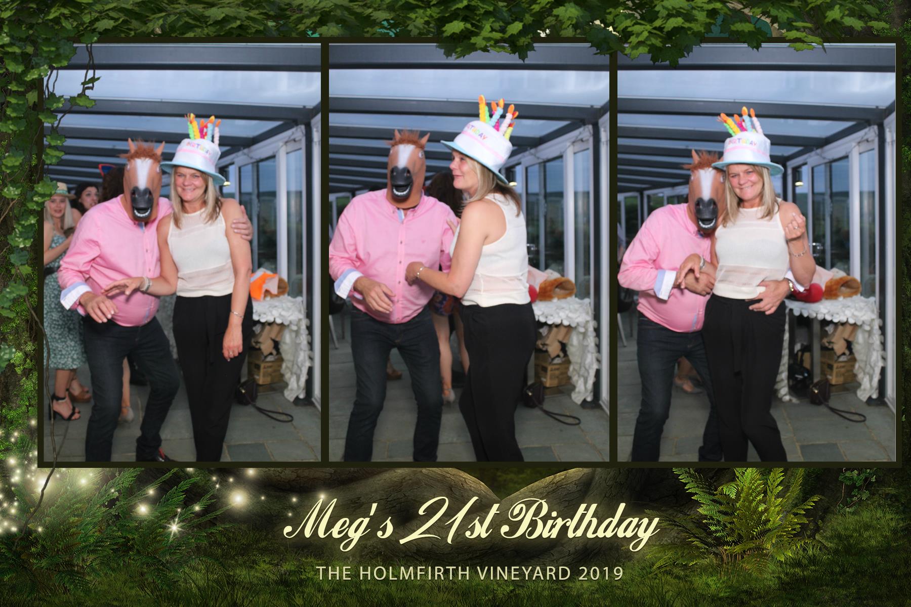 Meg's 21st birthday party  | View more photos from the event at gallery.magicimages.uk/u/MagicImages/Megs-21st-birthday-party