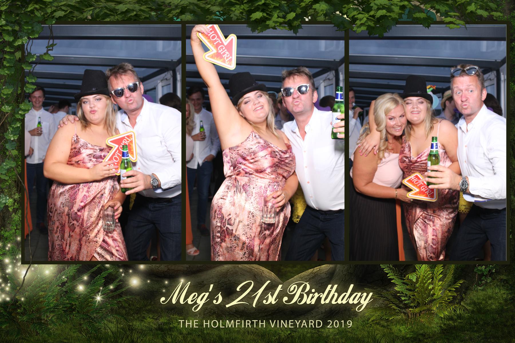 Meg's 21st birthday party  | View more photos from the event at gallery.magicimages.uk/u/MagicImages/Megs-21st-birthday-party
