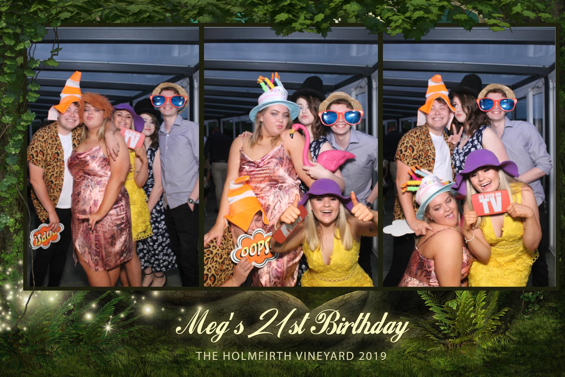 Meg's 21st birthday party  | View more photos from the event at gallery.magicimages.uk/u/MagicImages/Megs-21st-birthday-party