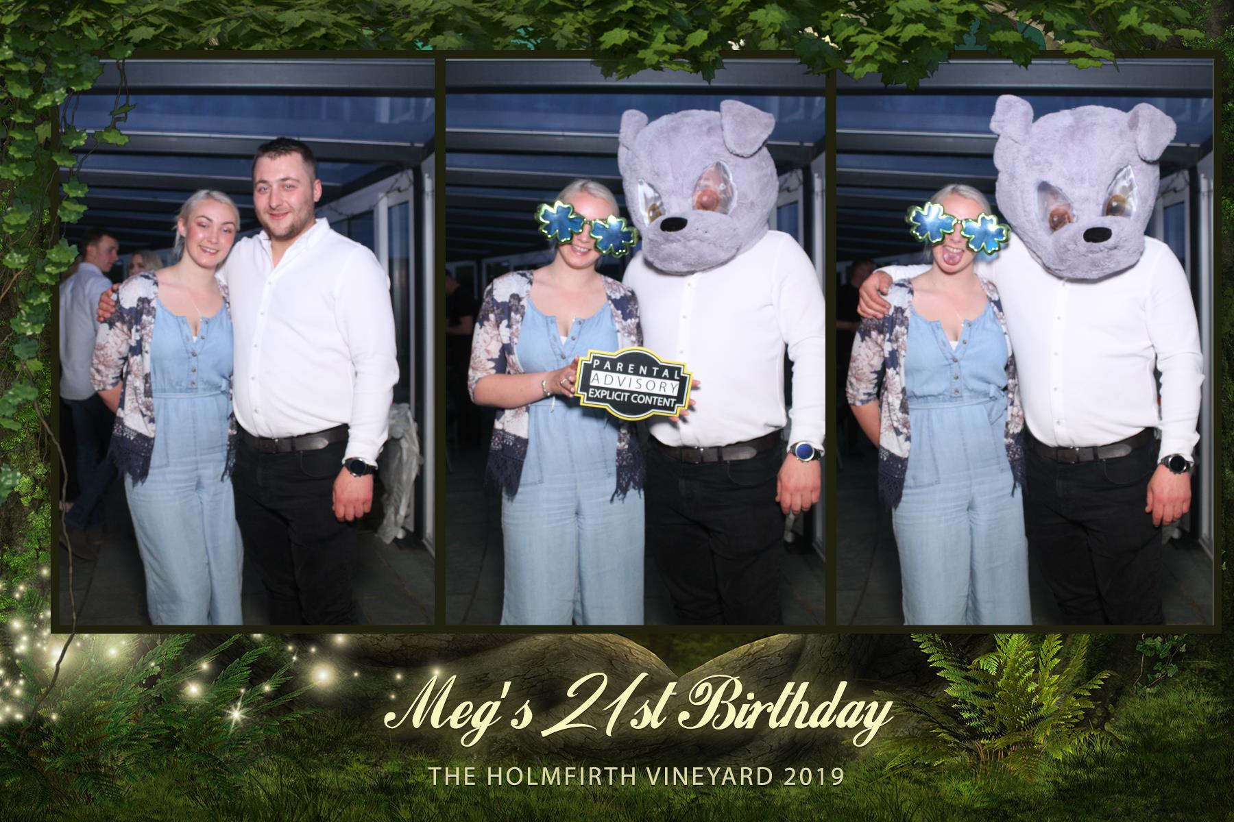 Meg's 21st birthday party  | View more photos from the event at gallery.magicimages.uk/u/MagicImages/Megs-21st-birthday-party