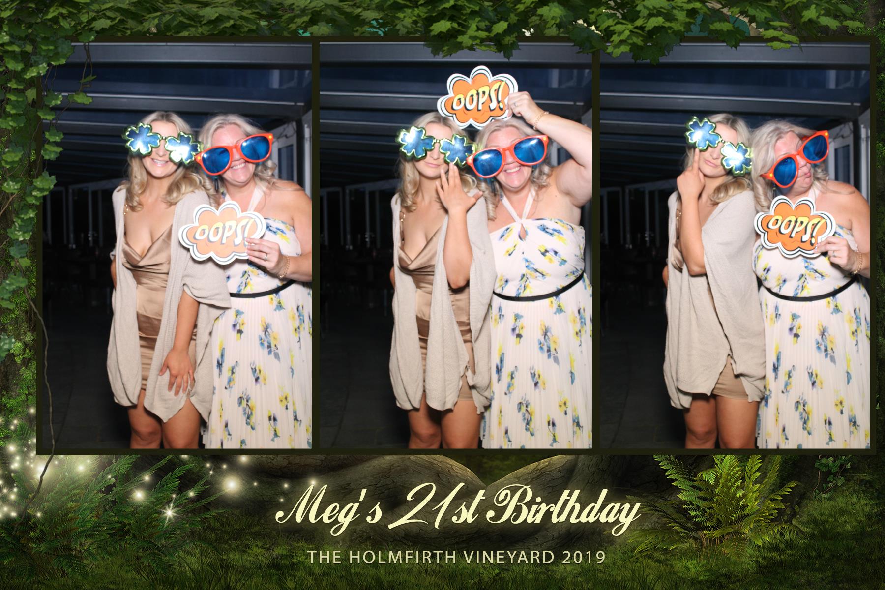 Meg's 21st birthday party  | View more photos from the event at gallery.magicimages.uk/u/MagicImages/Megs-21st-birthday-party