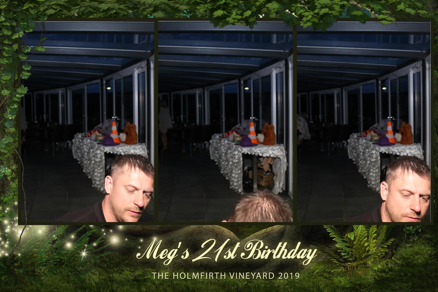 Meg's 21st birthday party  | View more photos from the event at gallery.magicimages.uk/u/MagicImages/Megs-21st-birthday-party