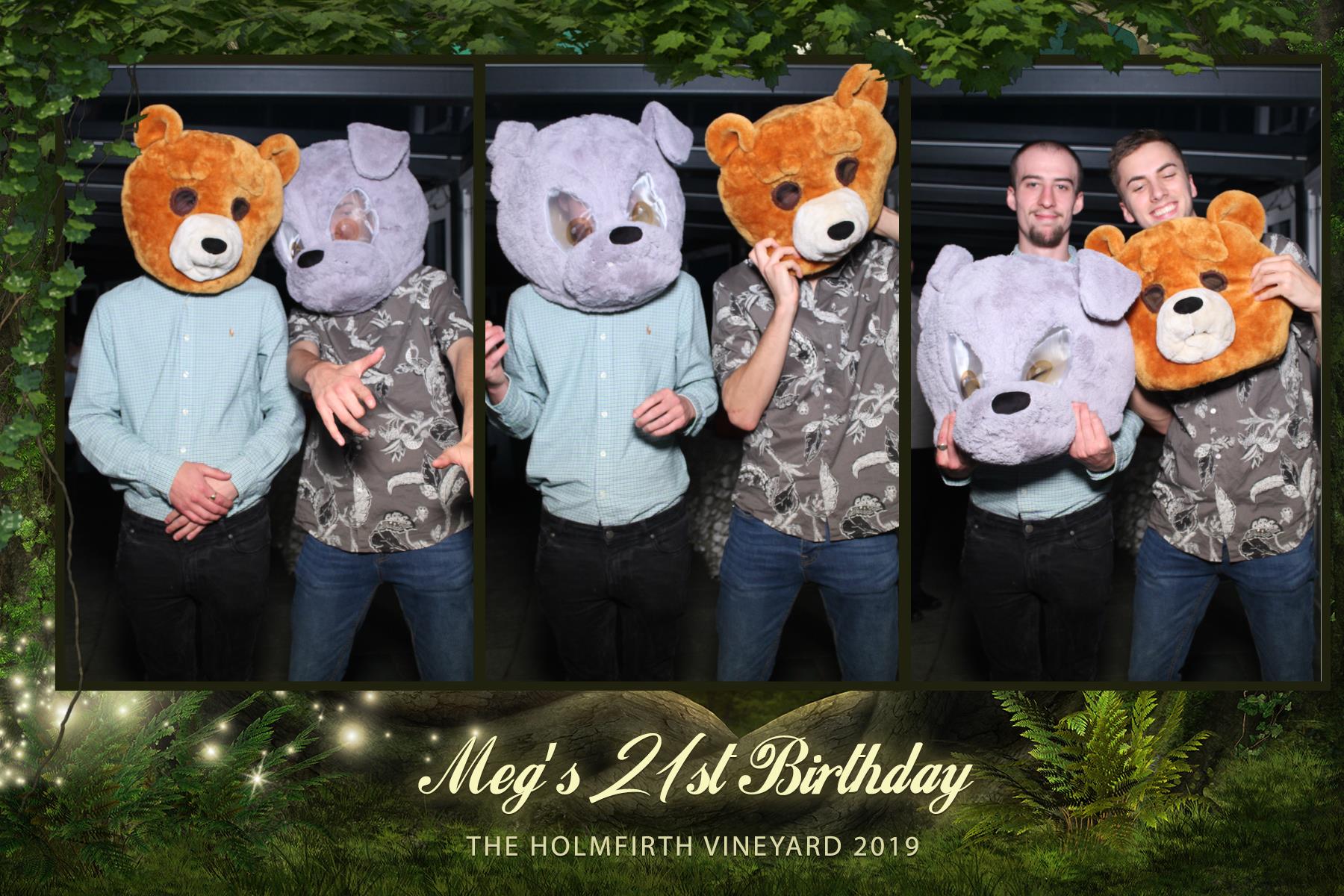 Meg's 21st birthday party  | View more photos from the event at gallery.magicimages.uk/u/MagicImages/Megs-21st-birthday-party