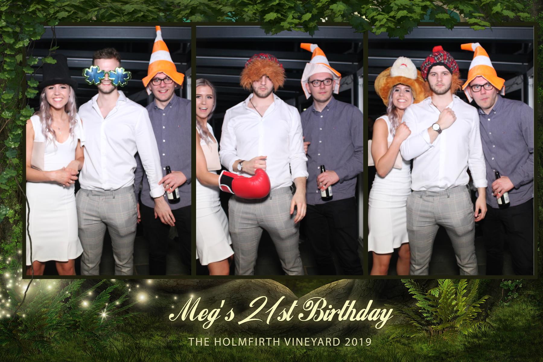 Meg's 21st birthday party  | View more photos from the event at gallery.magicimages.uk/u/MagicImages/Megs-21st-birthday-party