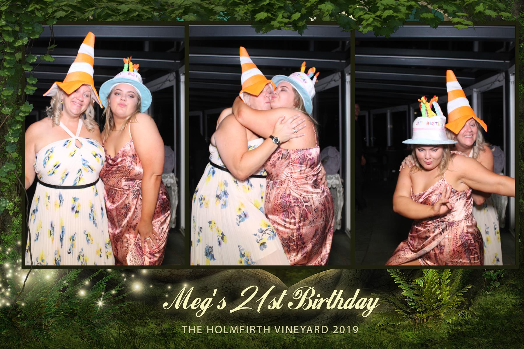 Meg's 21st birthday party  | View more photos from the event at gallery.magicimages.uk/u/MagicImages/Megs-21st-birthday-party