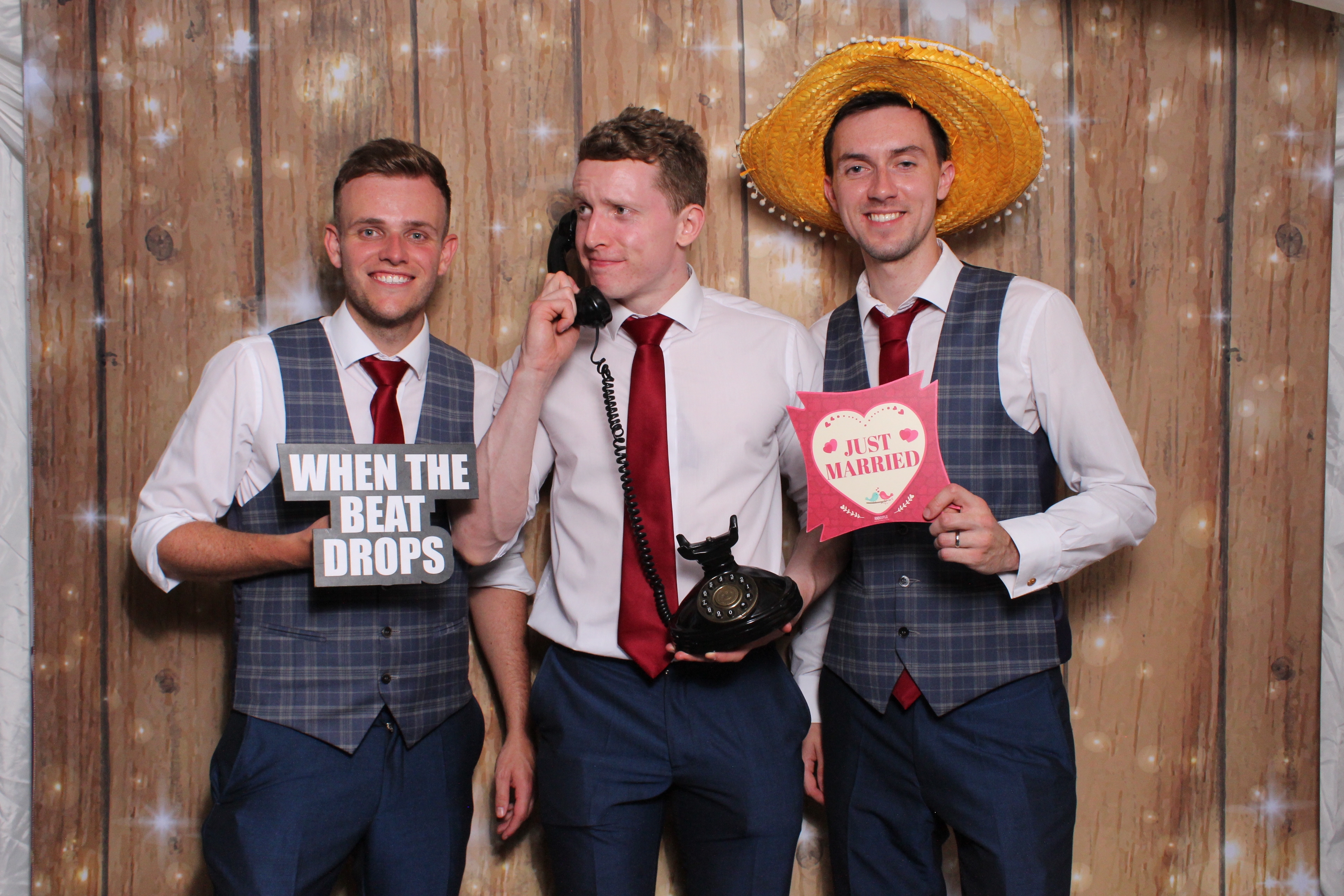 Rachael & Chris   | View more photos from the event at gallery.magicimages.uk/u/MagicImages/Rachael-Chris
