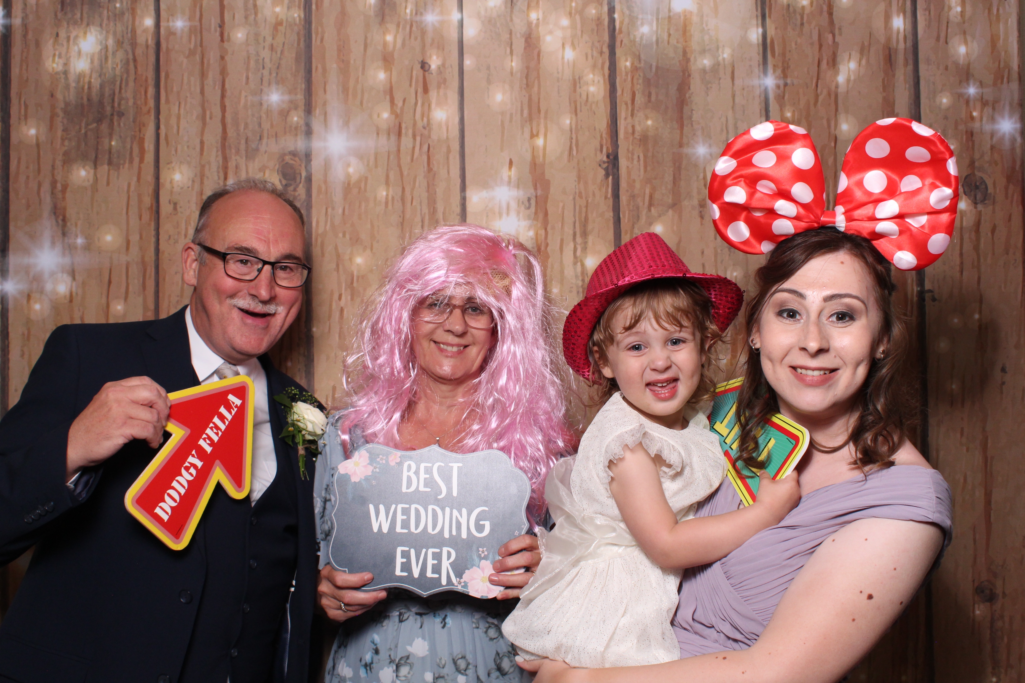 Beth & Robert's Wedding  | View more photos from the event at gallery.magicimages.uk/u/MagicImages/Beth-Roberts-Wedding