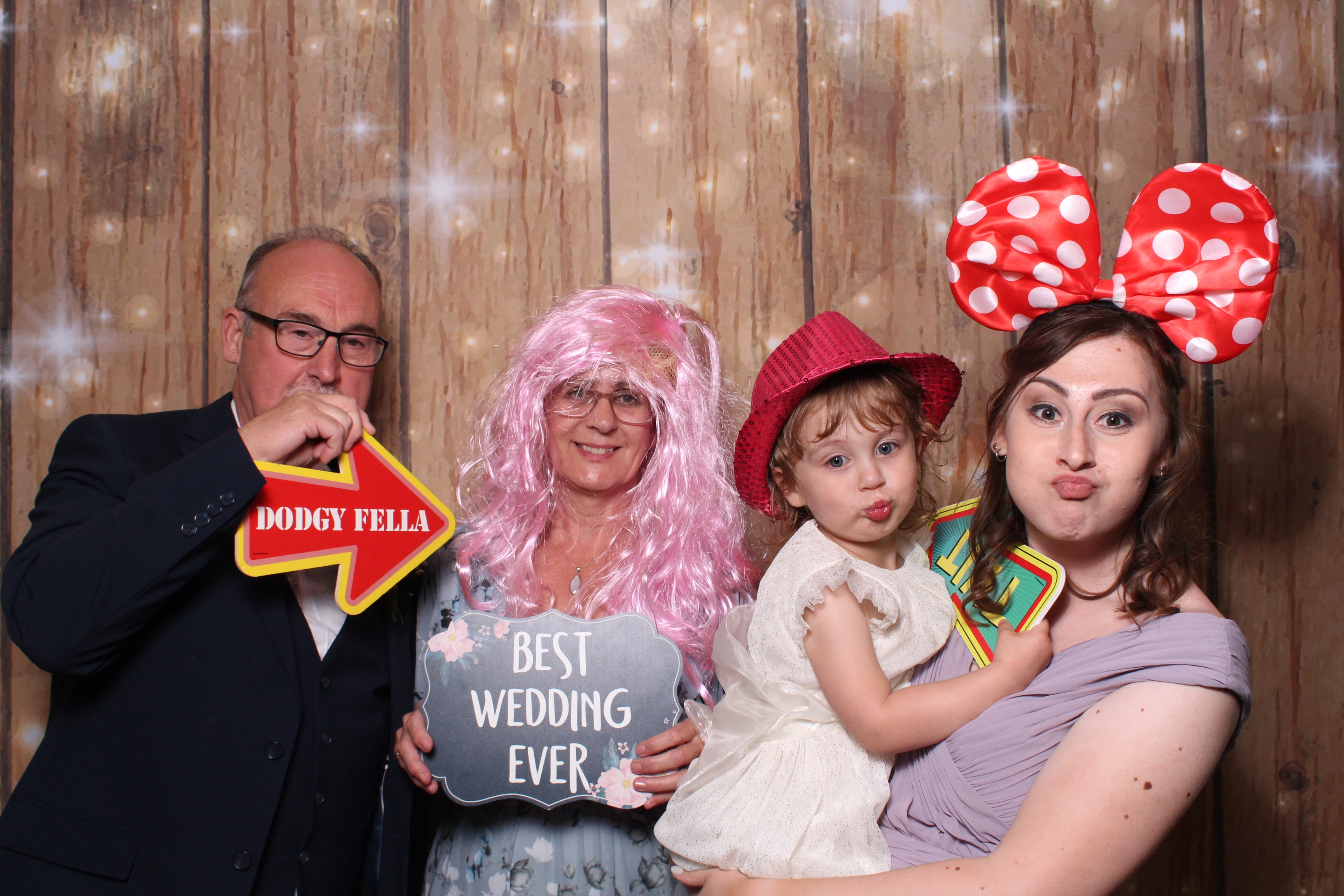 Beth & Robert's Wedding  | View more photos from the event at gallery.magicimages.uk/u/MagicImages/Beth-Roberts-Wedding