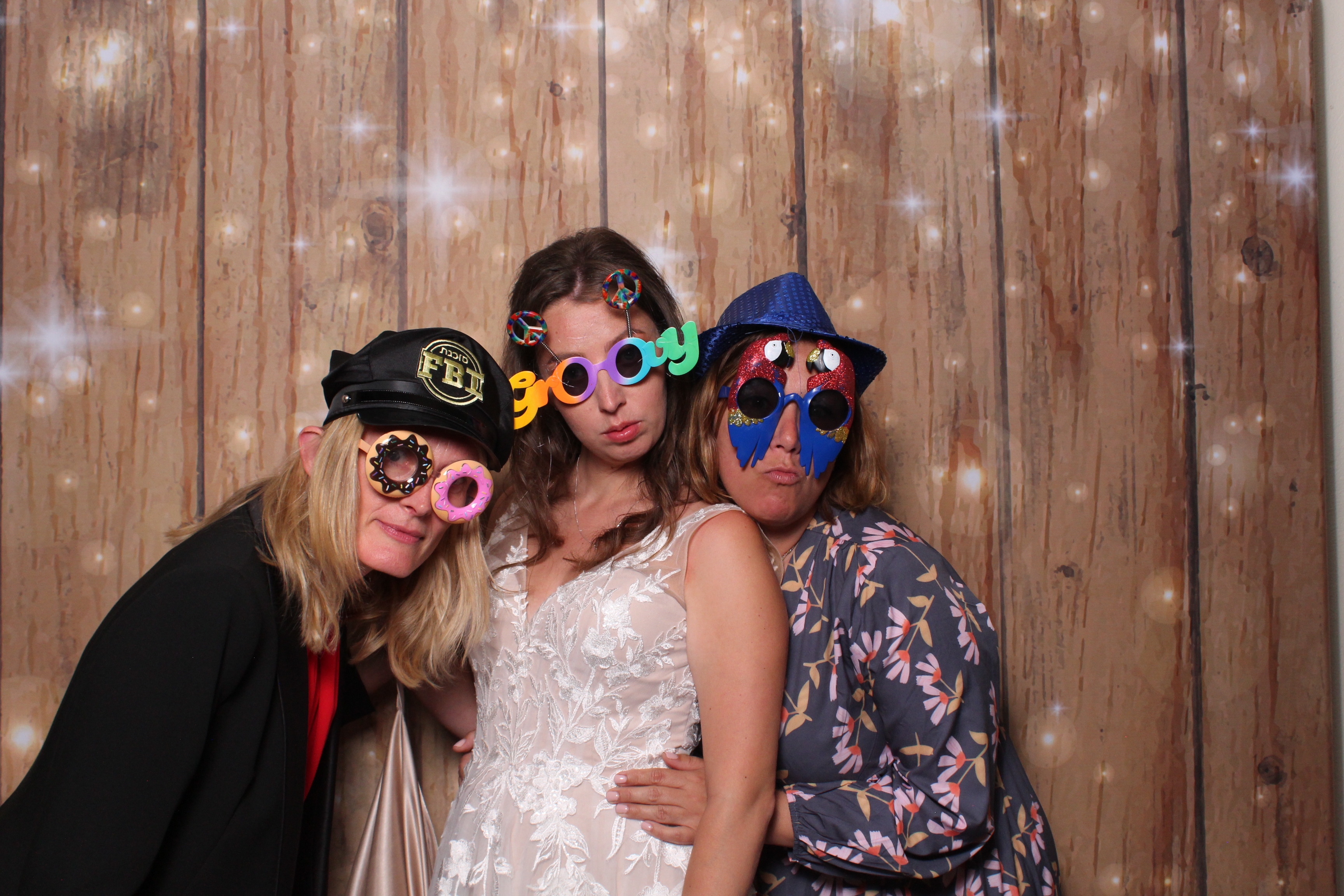 Beth & Robert's Wedding  | View more photos from the event at gallery.magicimages.uk/u/MagicImages/Beth-Roberts-Wedding