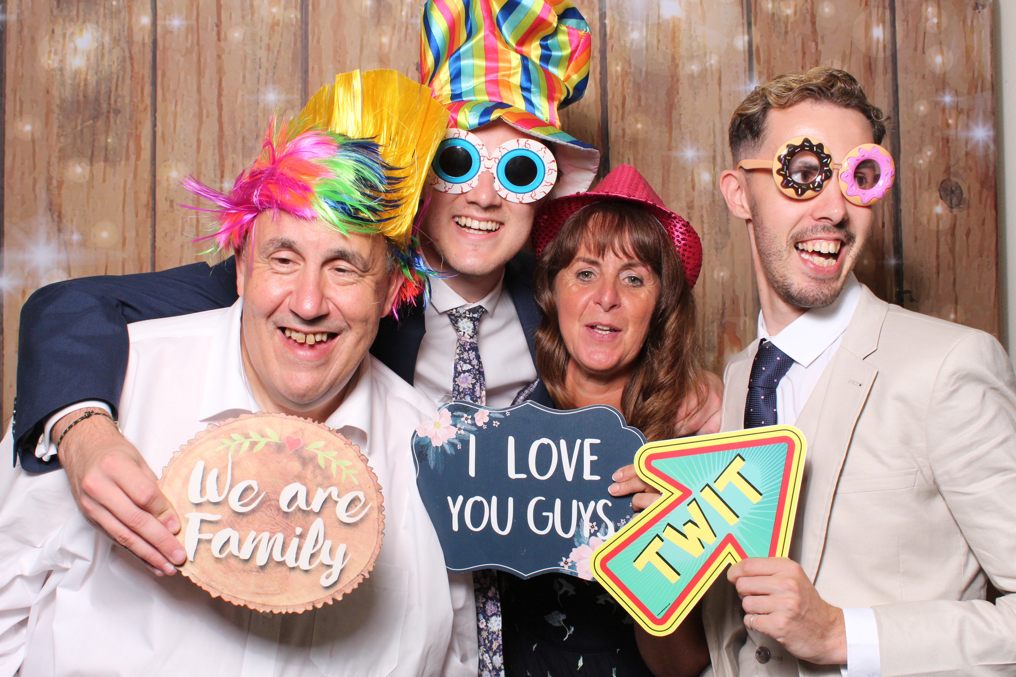 Beth & Robert's Wedding  | View more photos from the event at gallery.magicimages.uk/u/MagicImages/Beth-Roberts-Wedding