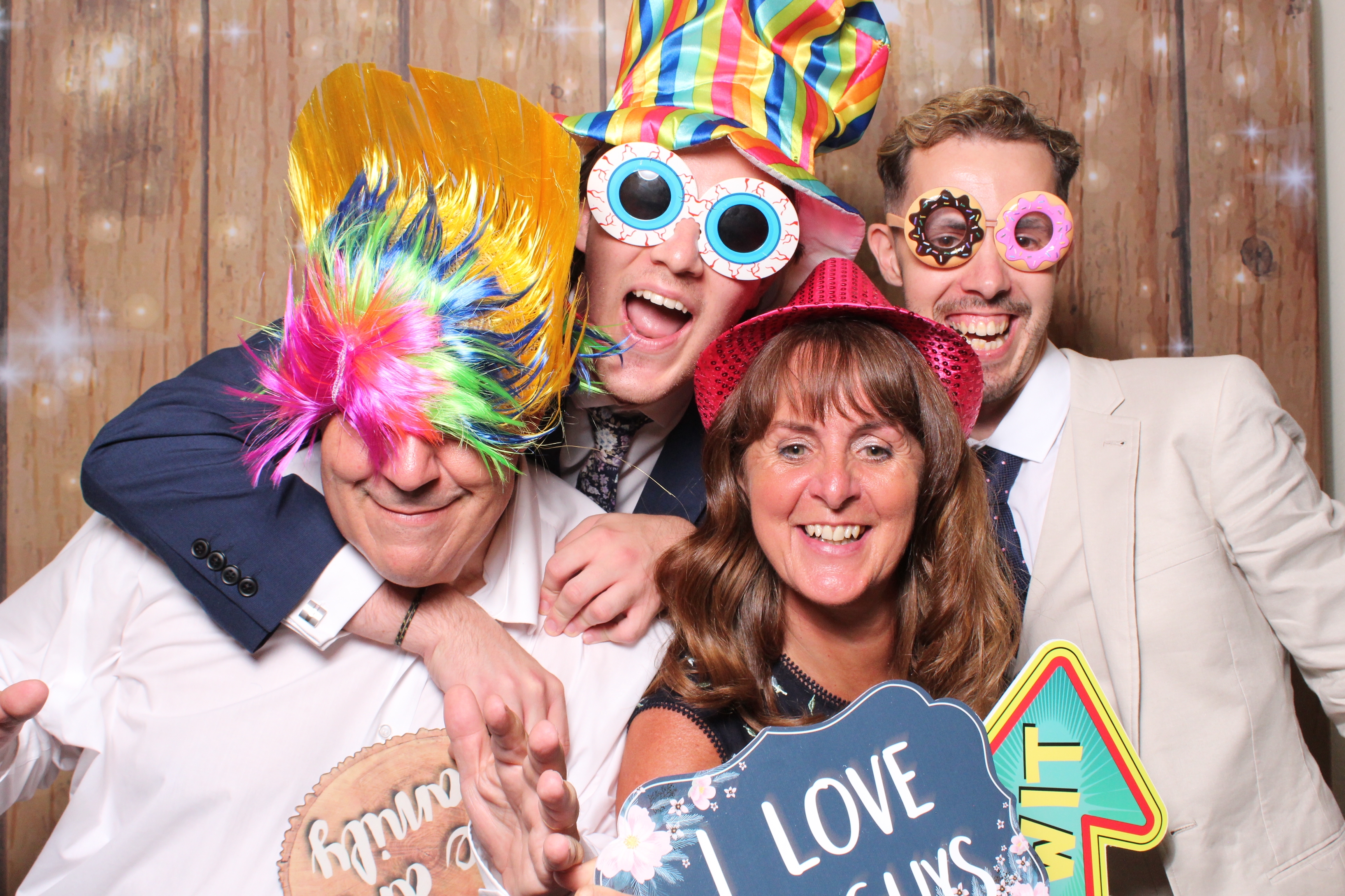 Beth & Robert's Wedding  | View more photos from the event at gallery.magicimages.uk/u/MagicImages/Beth-Roberts-Wedding
