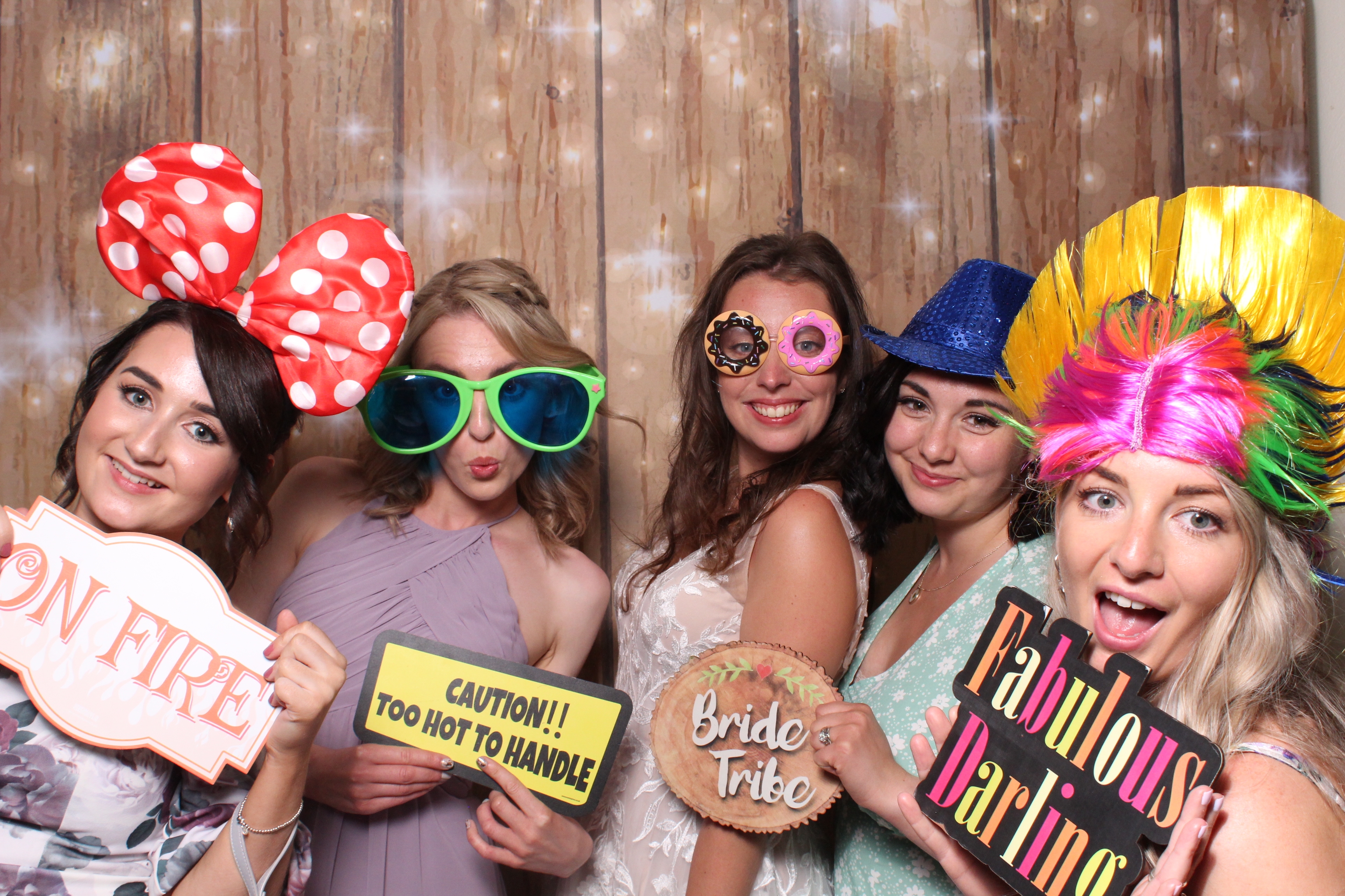 Beth & Robert's Wedding  | View more photos from the event at gallery.magicimages.uk/u/MagicImages/Beth-Roberts-Wedding