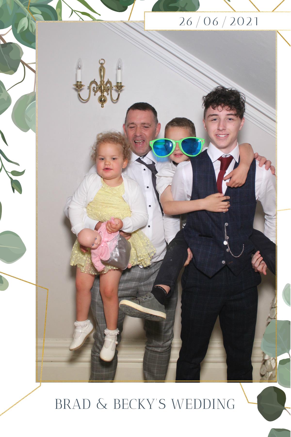 Brad & Becky  | View more photos from the event at gallery.magicimages.uk/u/MagicImages/Brad-Becky