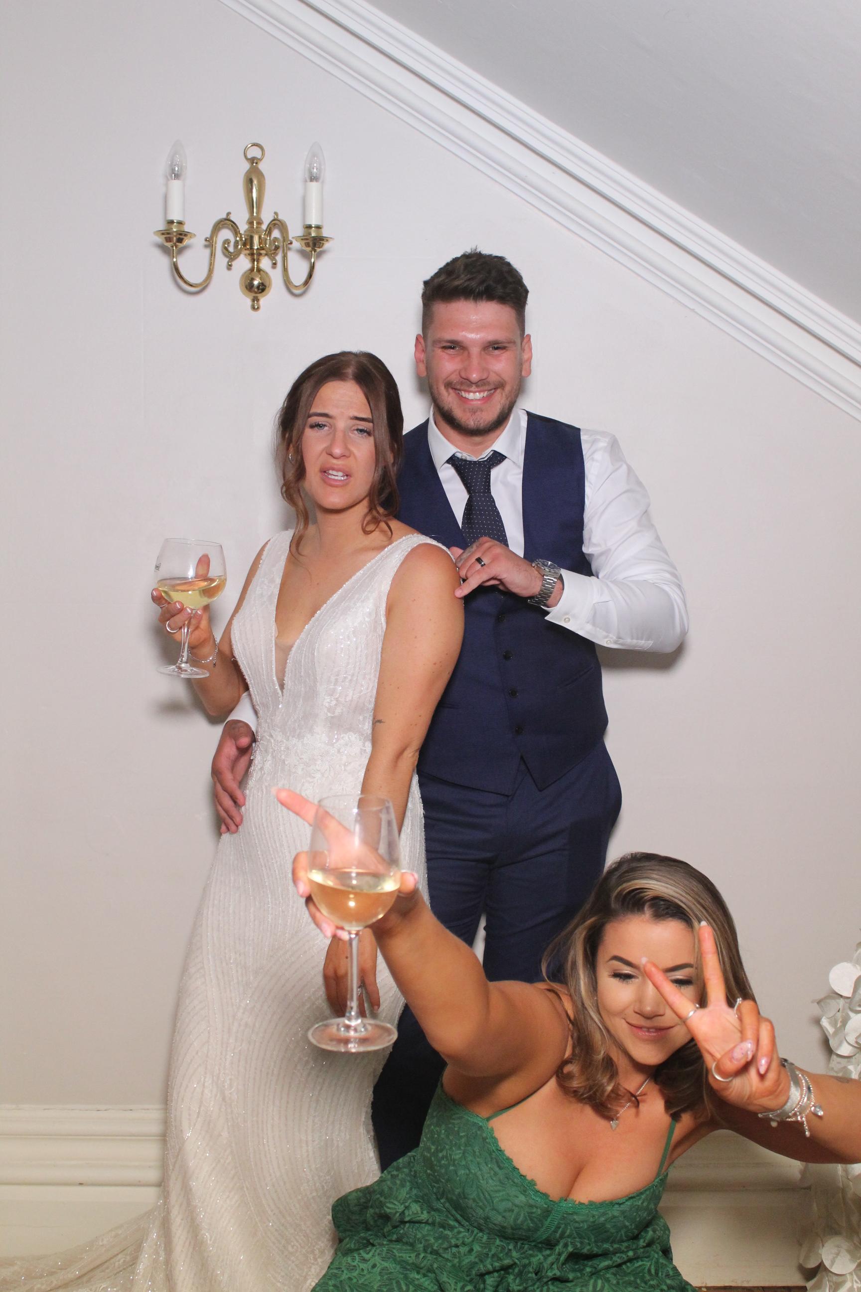 Brad & Becky  | View more photos from the event at gallery.magicimages.uk/u/MagicImages/Brad-Becky