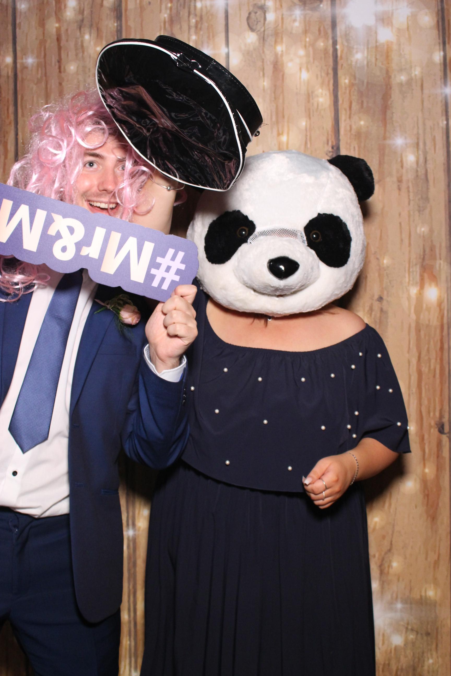 Charlotte & Chris  | View more photos from the event at gallery.magicimages.uk/u/MagicImages/Charlotte-Chris