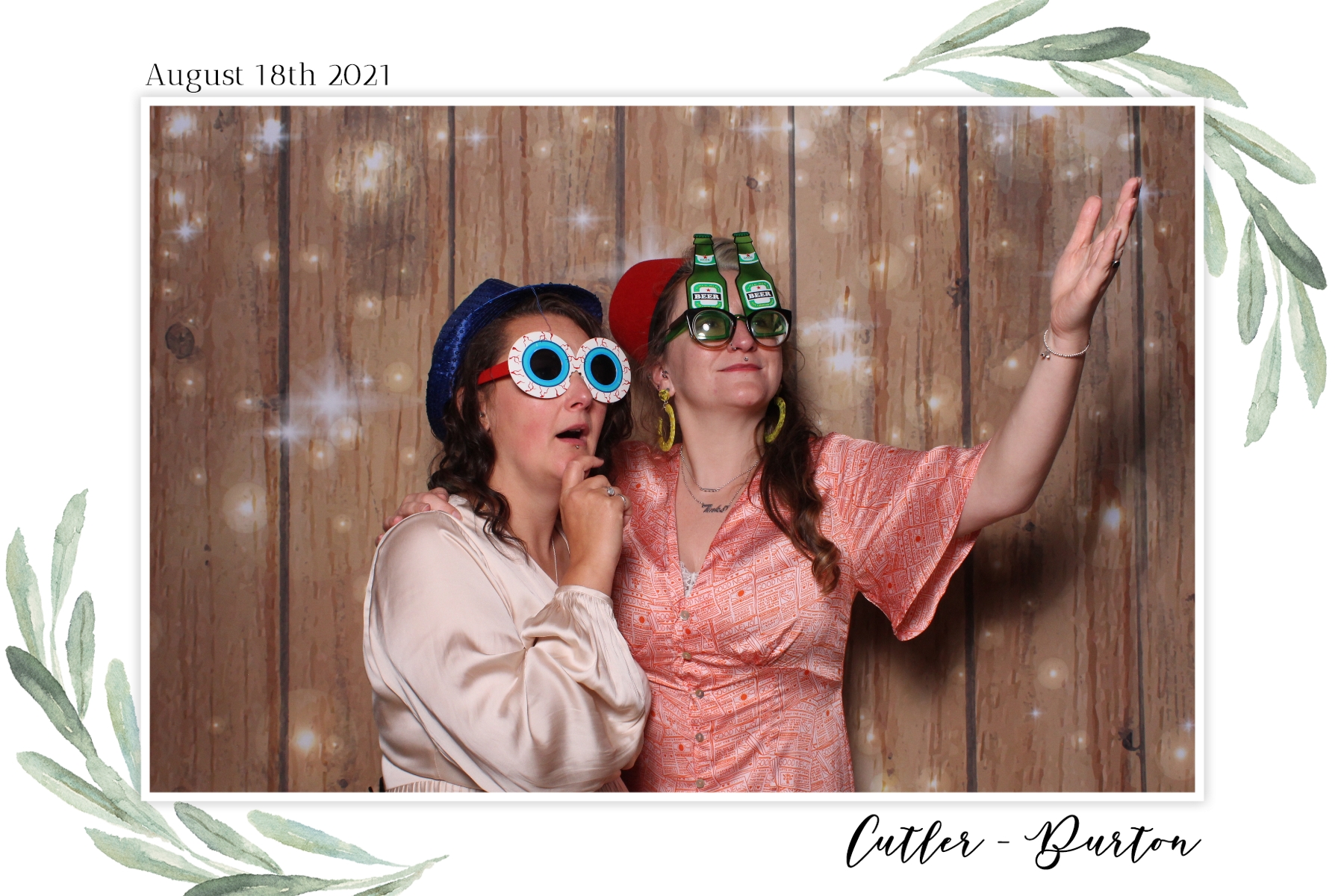 Chloe & Vicky  | View more photos from the event at gallery.magicimages.uk/u/MagicImages/Chloe-Vicky