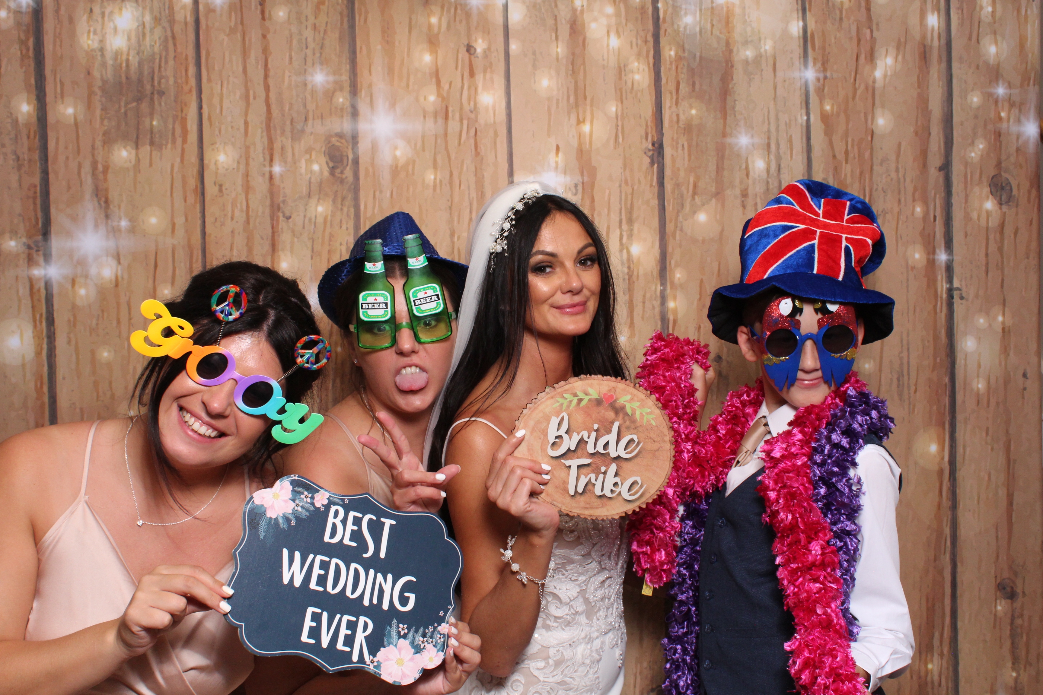 Gary & Ellis's wedding  | View more photos from the event at gallery.magicimages.uk/u/MagicImages/Gary-Elliss-wedding