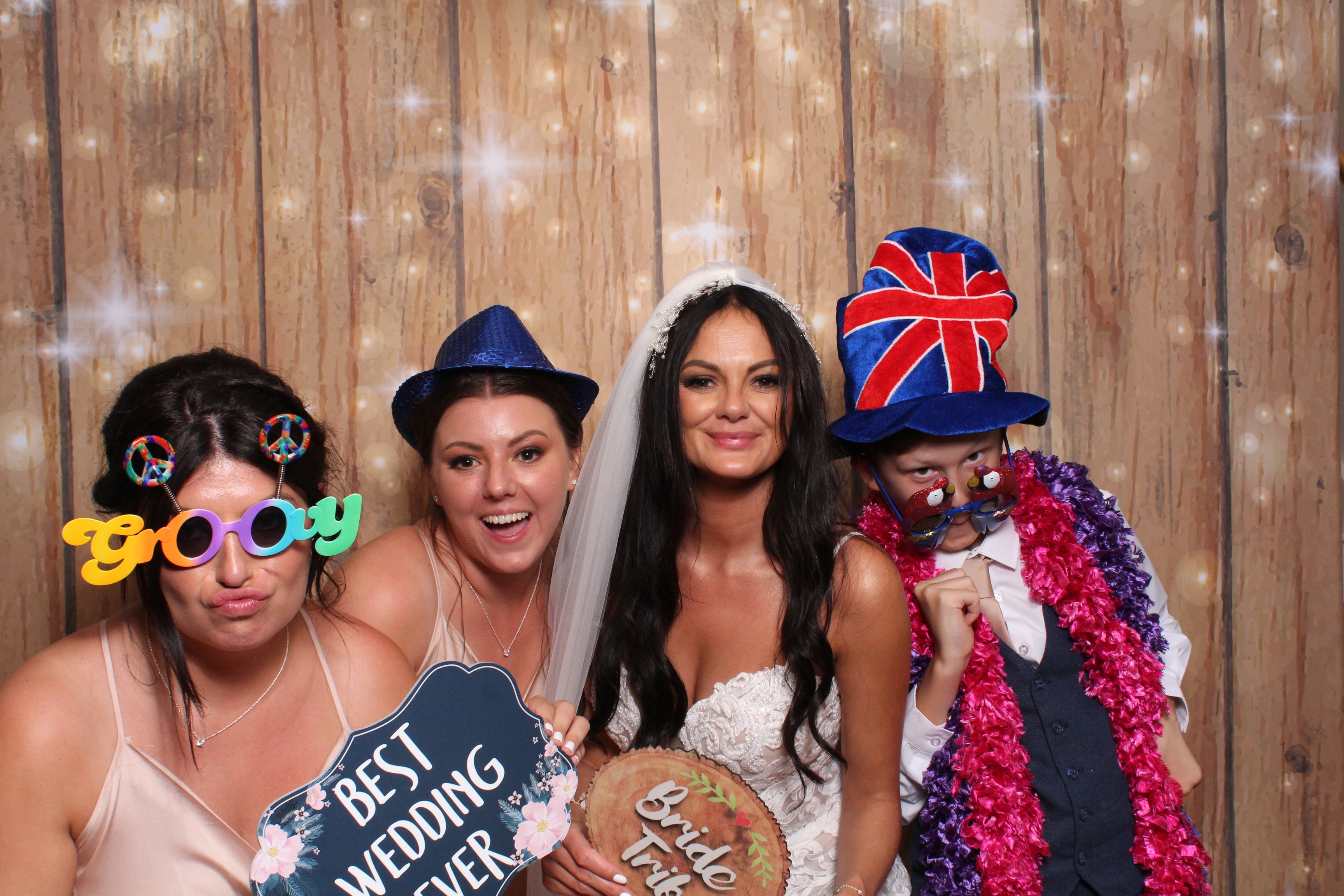 Gary & Ellis's wedding  | View more photos from the event at gallery.magicimages.uk/u/MagicImages/Gary-Elliss-wedding