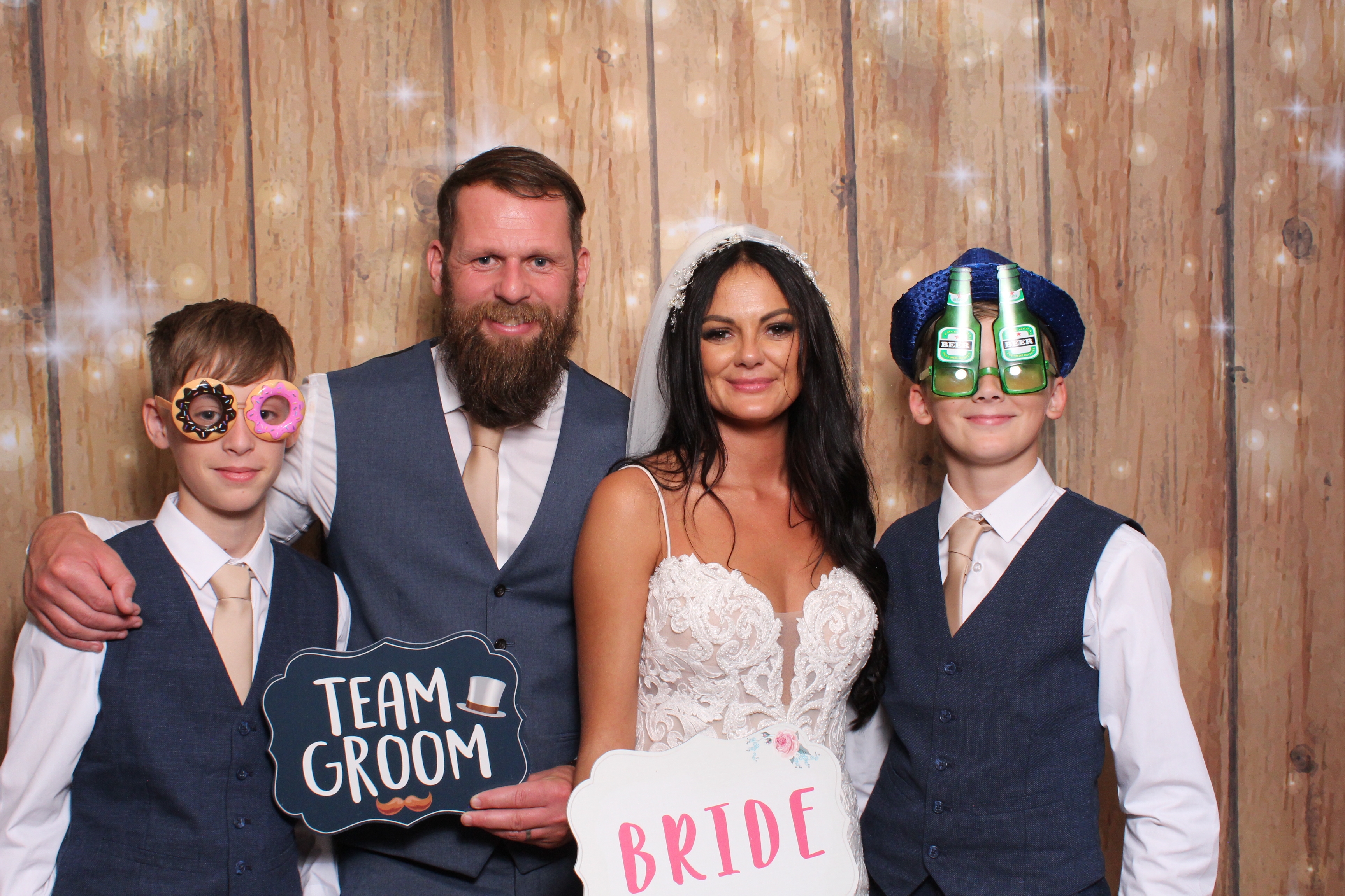 Gary & Ellis's wedding  | View more photos from the event at gallery.magicimages.uk/u/MagicImages/Gary-Elliss-wedding