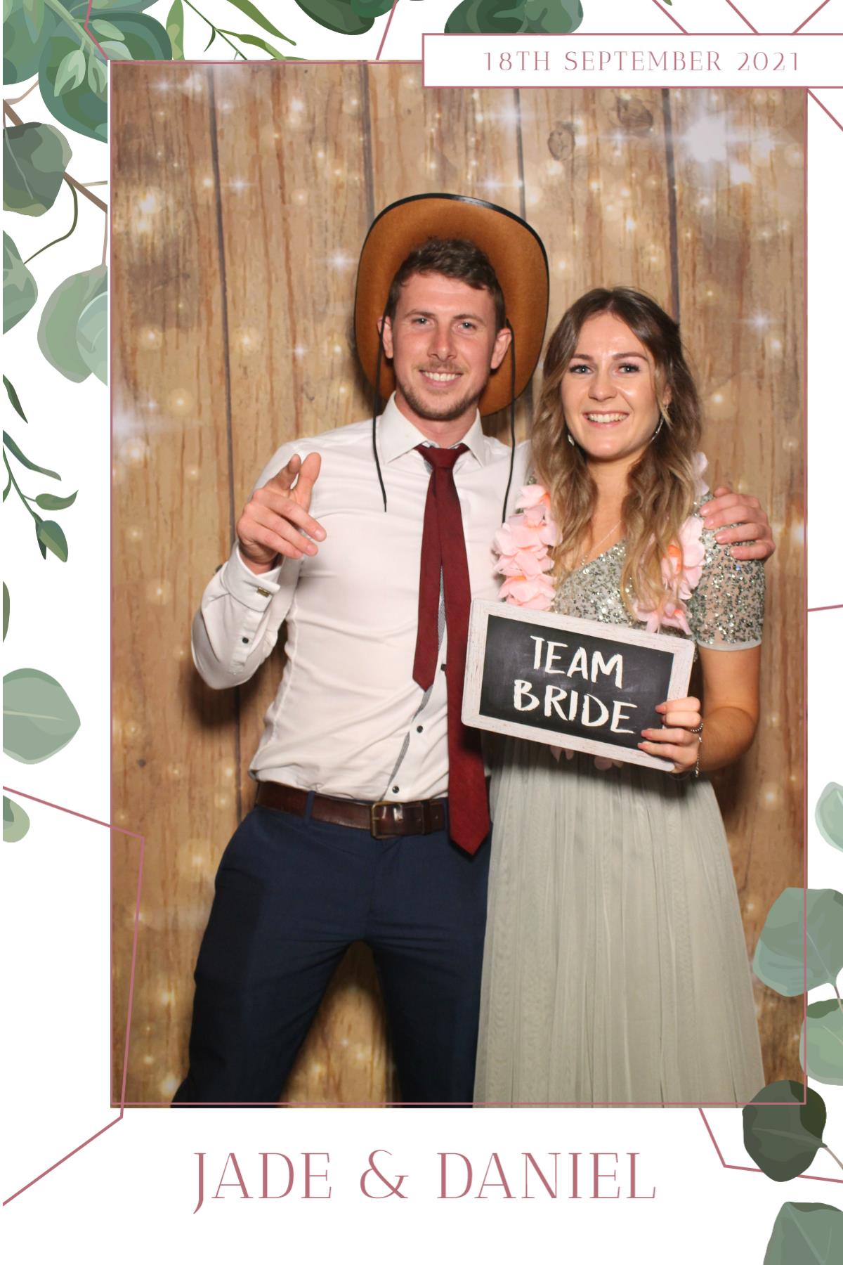 Jade & Daniel  | View more photos from the event at gallery.magicimages.uk/u/MagicImages/Jade-Daniel
