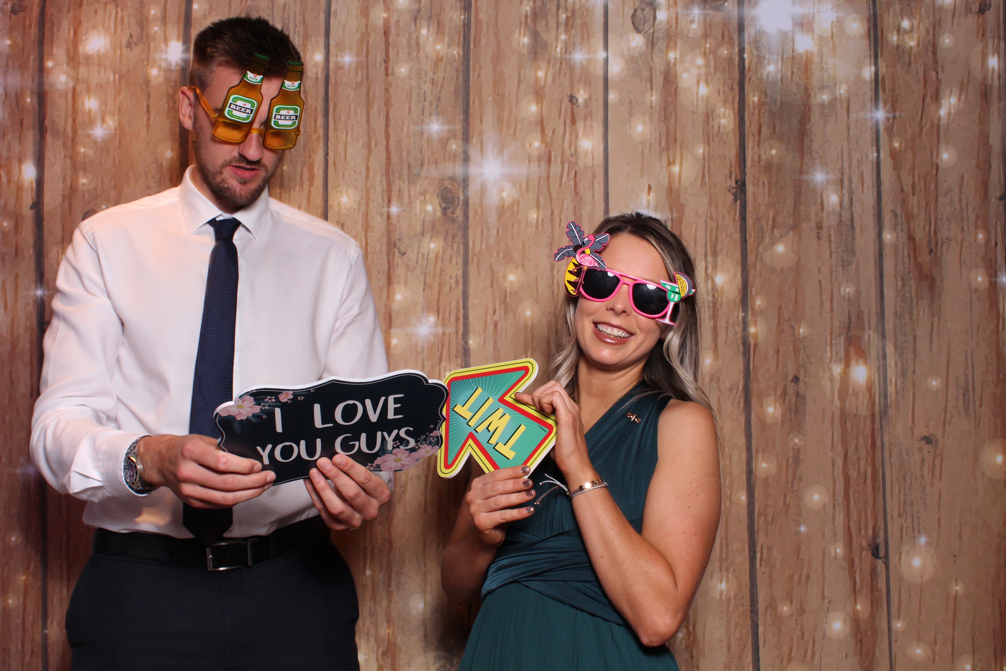 Karolina & Benjamin   | View more photos from the event at gallery.magicimages.uk/u/MagicImages/Karolina-Benjamin