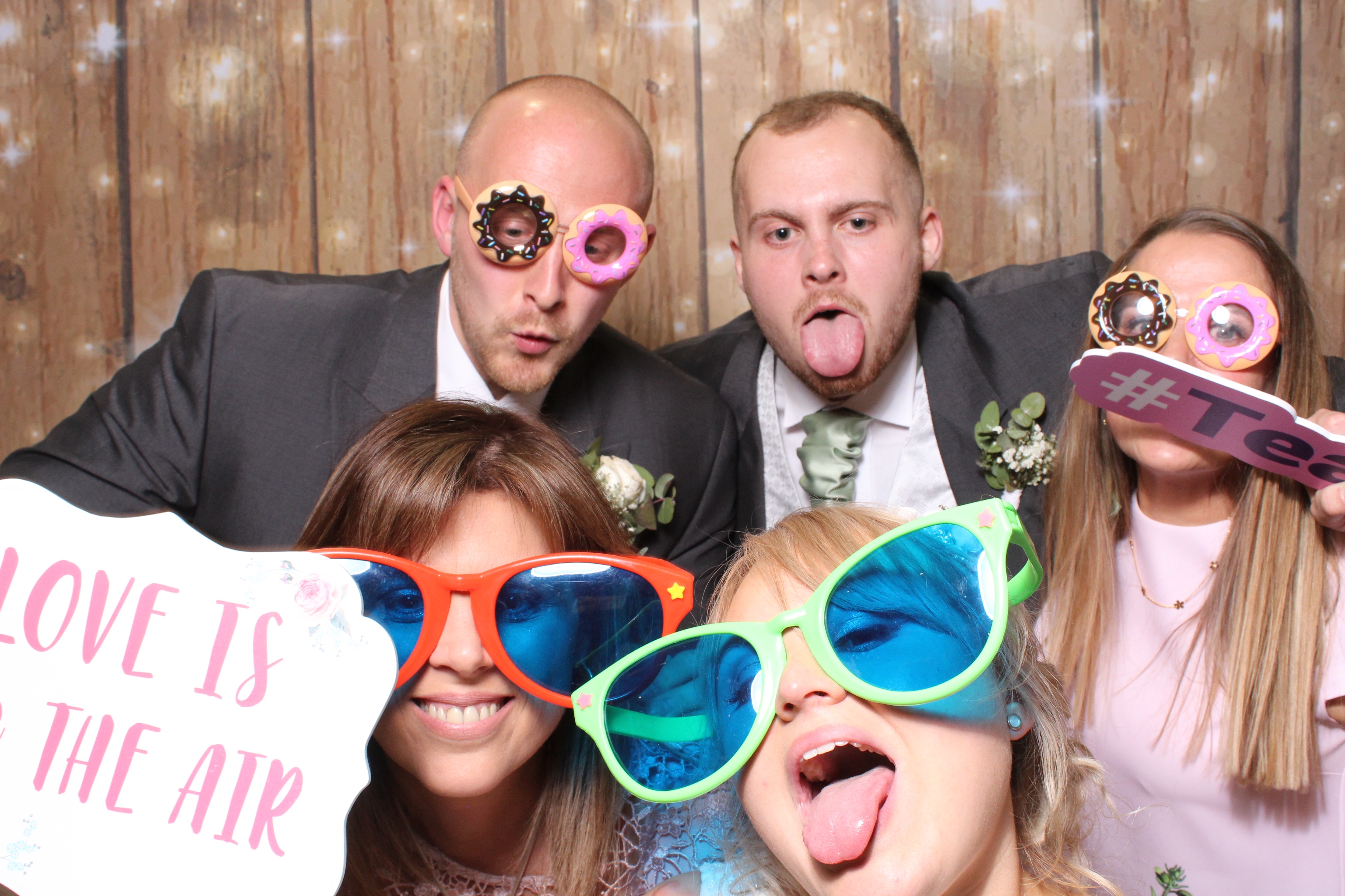 Lauren & Danny  | View more photos from the event at gallery.magicimages.uk/u/MagicImages/Lauren-Danny