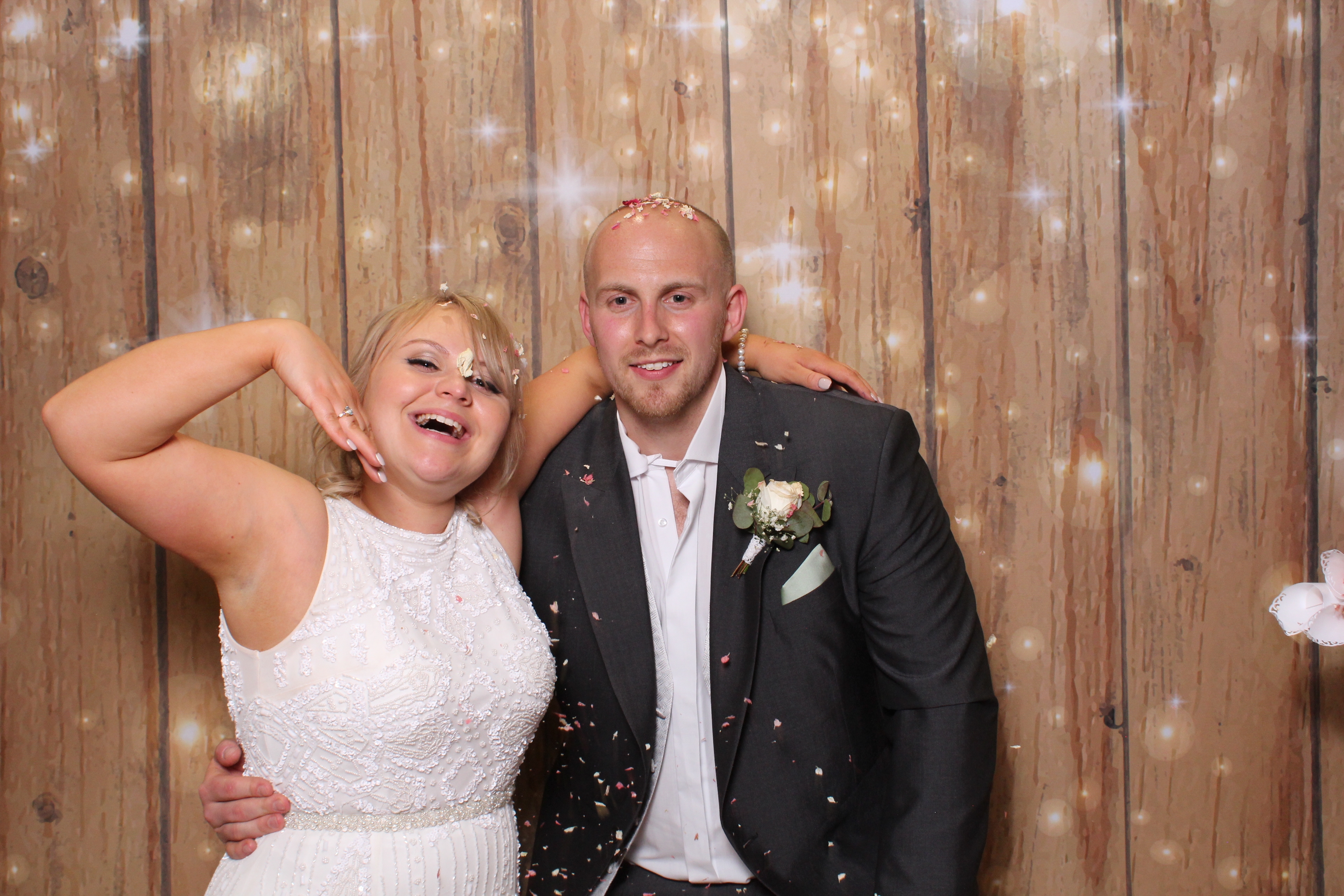 Lauren & Danny  | View more photos from the event at gallery.magicimages.uk/u/MagicImages/Lauren-Danny