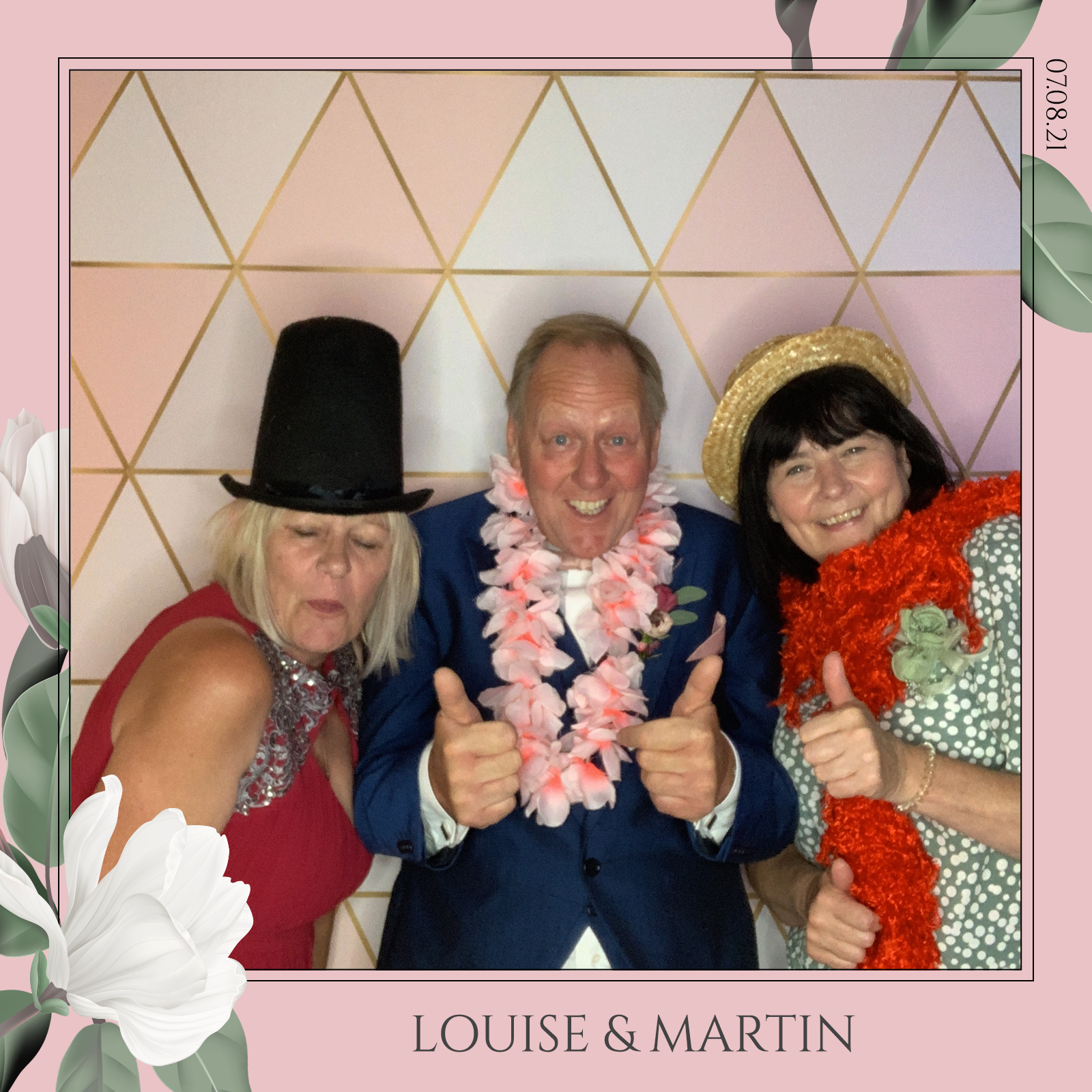 Louise & Martin  | View more photos from the event at gallery.magicimages.uk/u/MagicImages/Louise-Martin