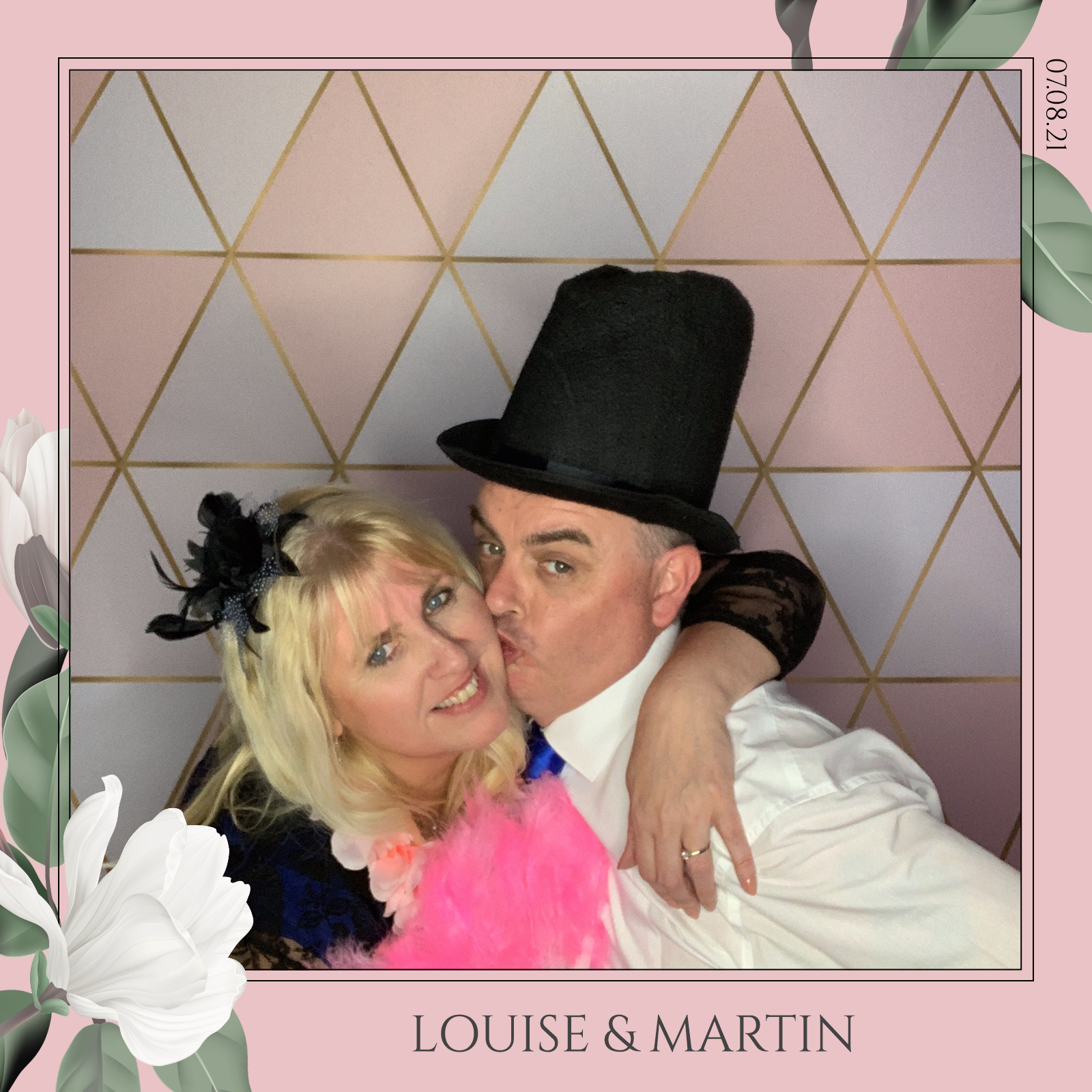 Louise & Martin  | View more photos from the event at gallery.magicimages.uk/u/MagicImages/Louise-Martin
