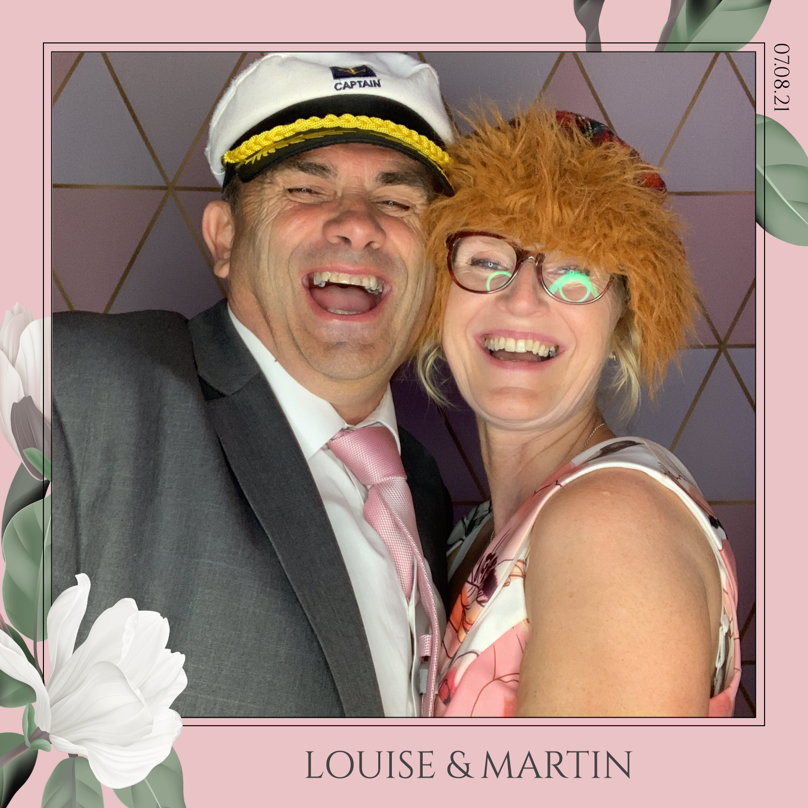 Louise & Martin  | View more photos from the event at gallery.magicimages.uk/u/MagicImages/Louise-Martin