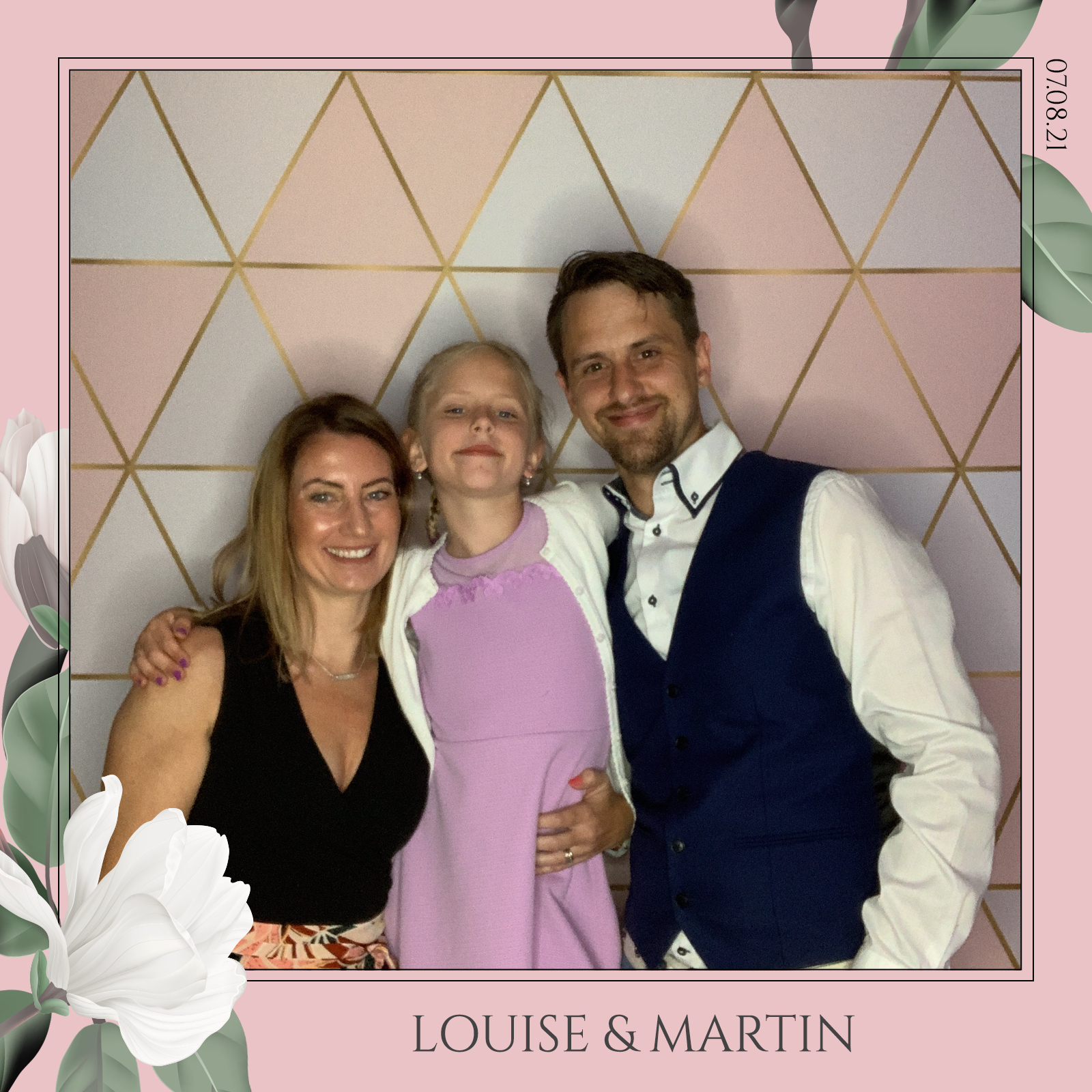 Louise & Martin  | View more photos from the event at gallery.magicimages.uk/u/MagicImages/Louise-Martin