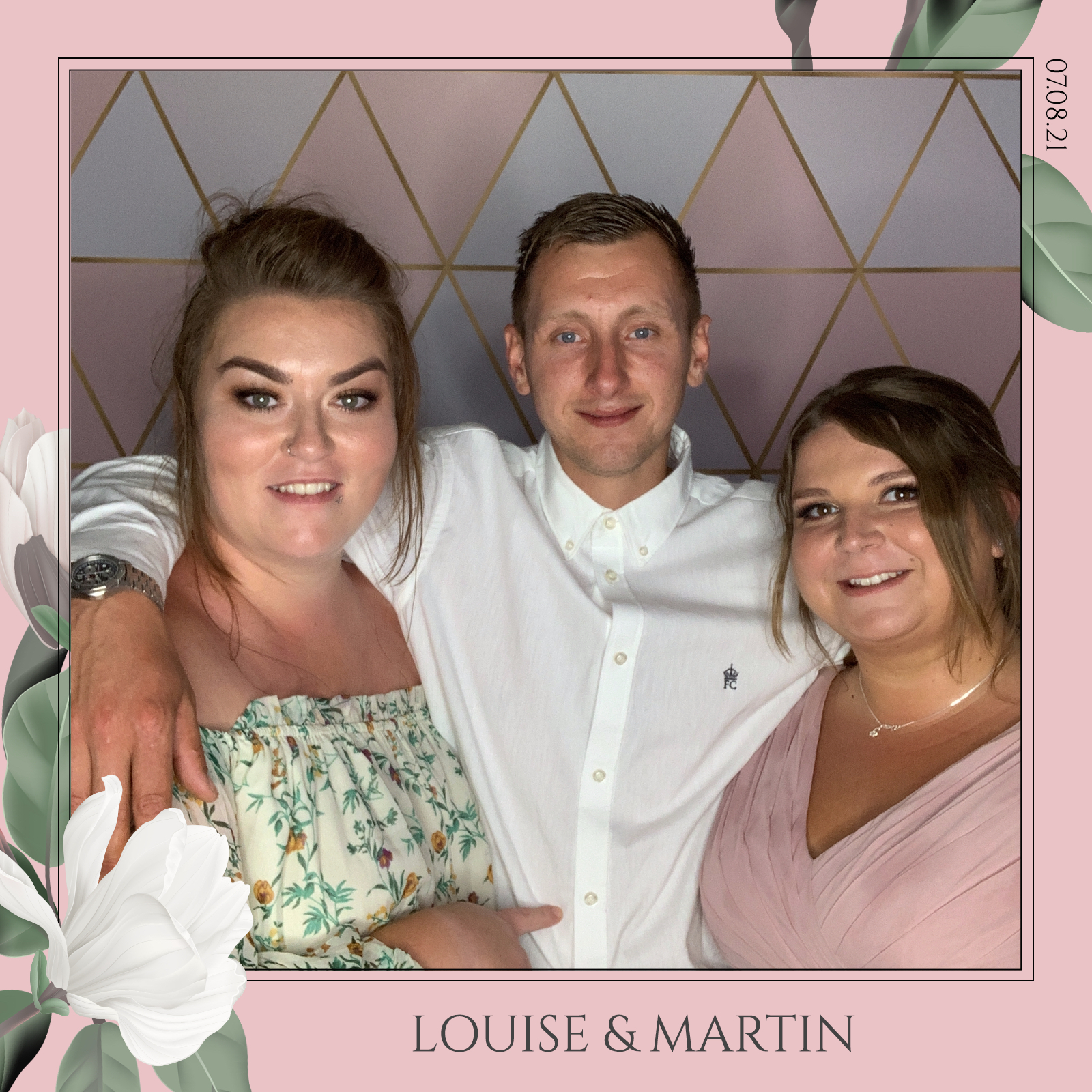 Louise & Martin  | View more photos from the event at gallery.magicimages.uk/u/MagicImages/Louise-Martin