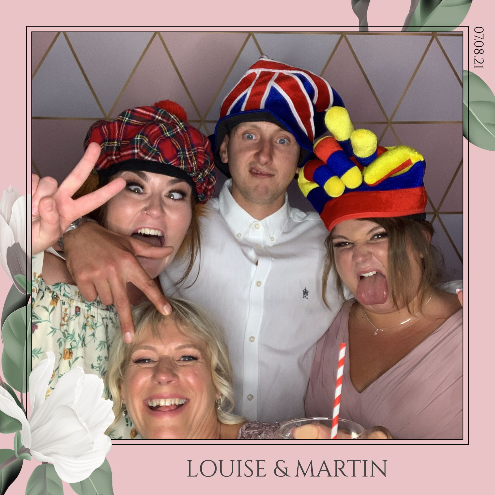 Louise & Martin  | View more photos from the event at gallery.magicimages.uk/u/MagicImages/Louise-Martin
