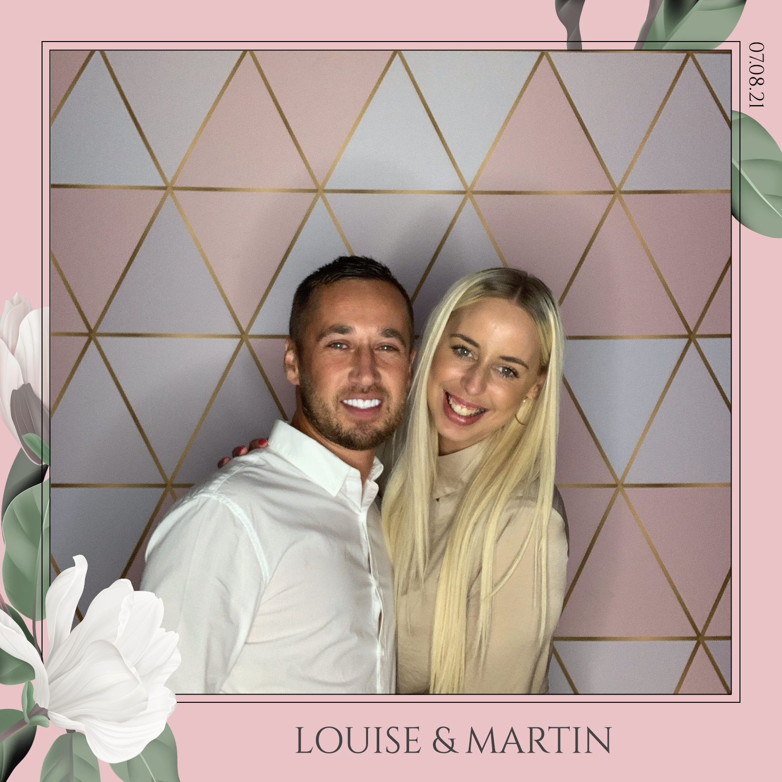 Louise & Martin  | View more photos from the event at gallery.magicimages.uk/u/MagicImages/Louise-Martin