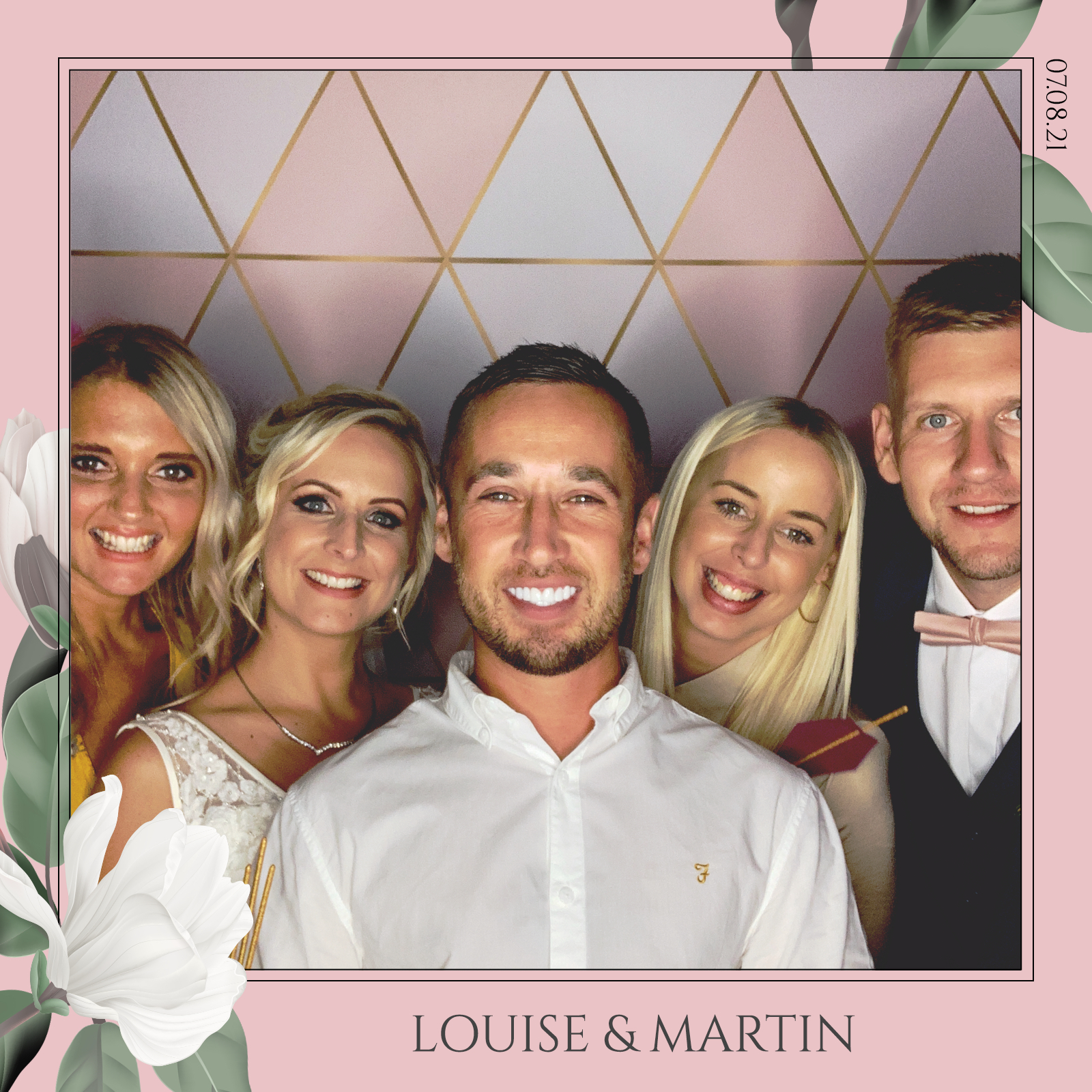Louise & Martin  | View more photos from the event at gallery.magicimages.uk/u/MagicImages/Louise-Martin