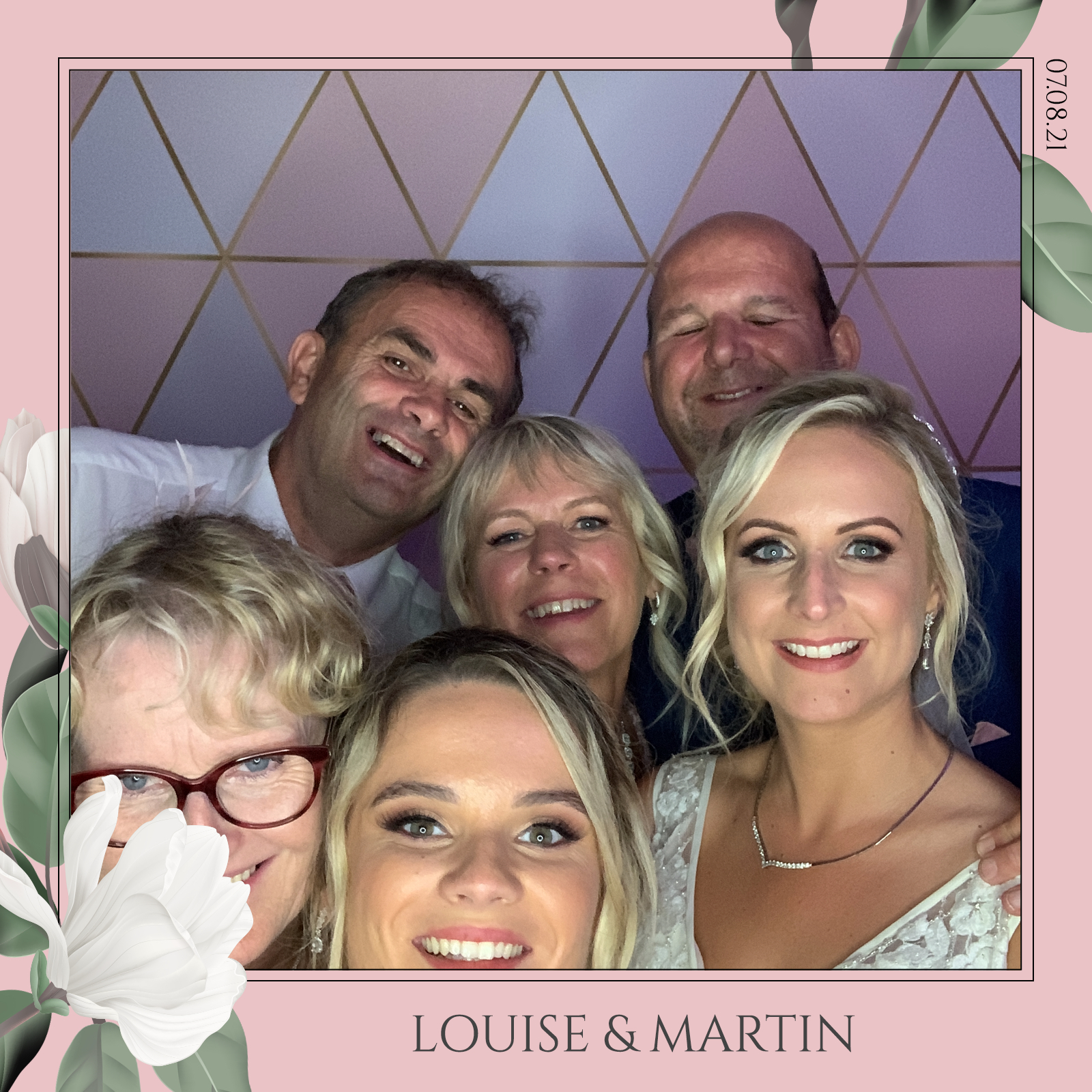Louise & Martin  | View more photos from the event at gallery.magicimages.uk/u/MagicImages/Louise-Martin