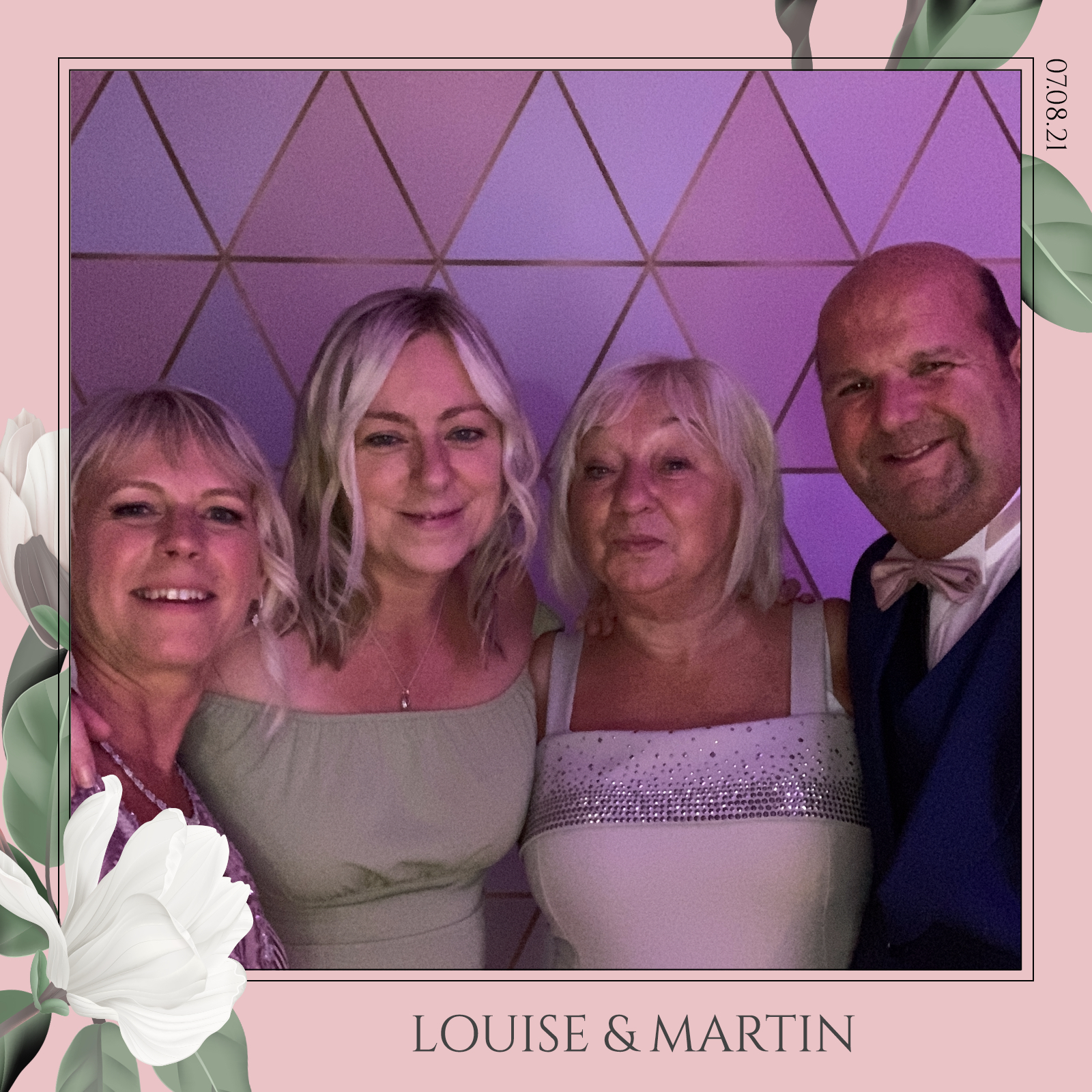 Louise & Martin  | View more photos from the event at gallery.magicimages.uk/u/MagicImages/Louise-Martin