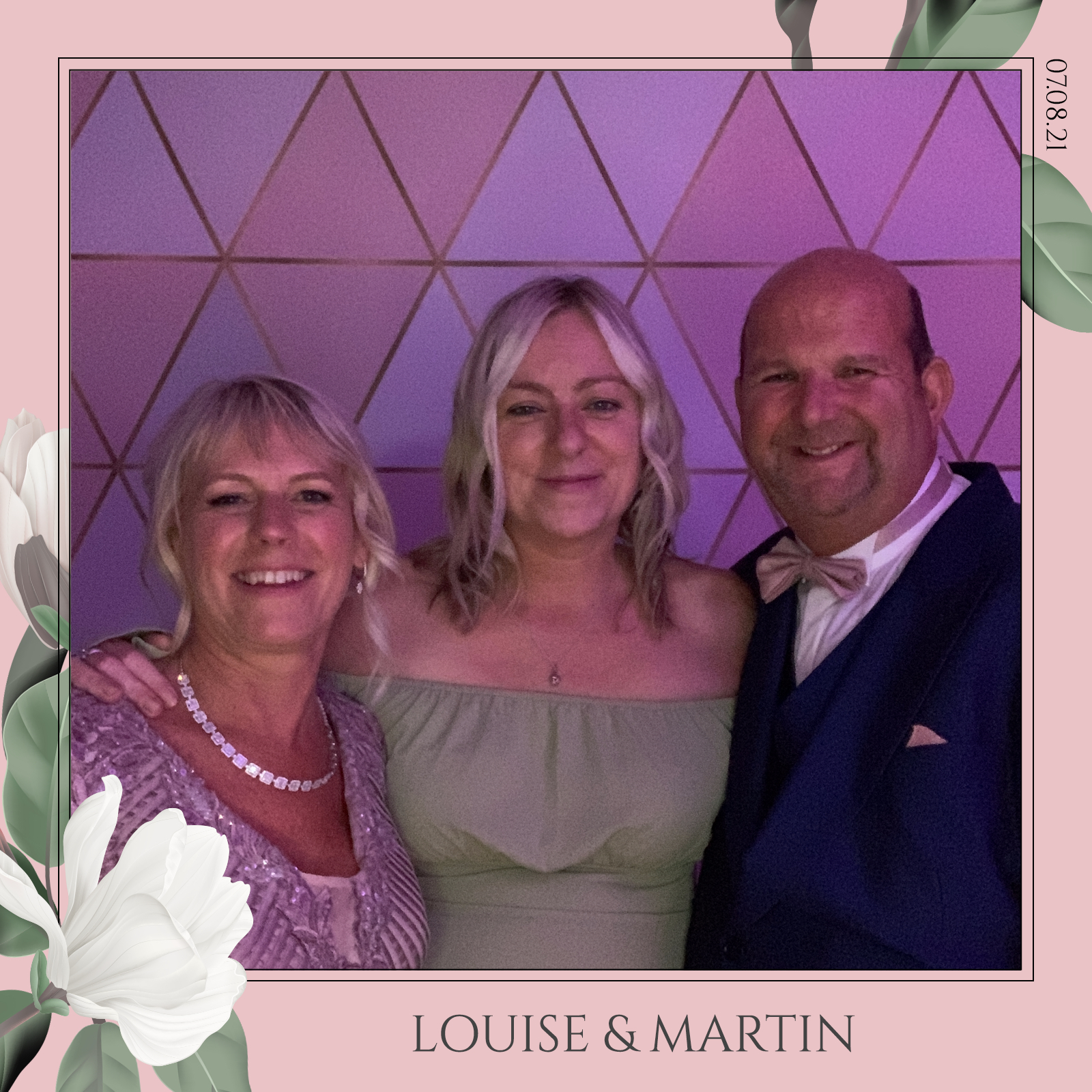 Louise & Martin  | View more photos from the event at gallery.magicimages.uk/u/MagicImages/Louise-Martin
