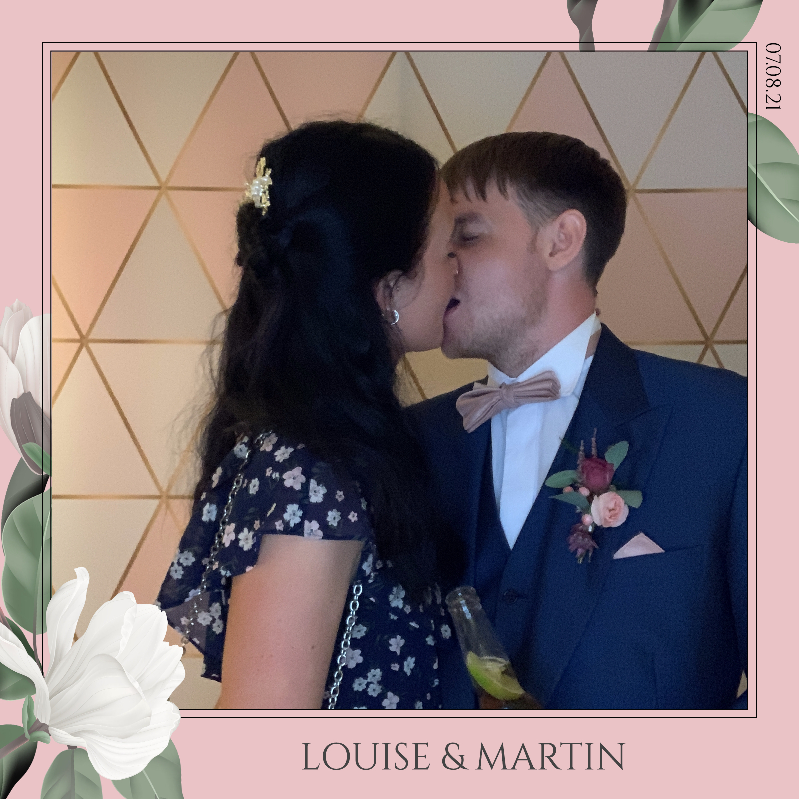 Louise & Martin  | View more photos from the event at gallery.magicimages.uk/u/MagicImages/Louise-Martin