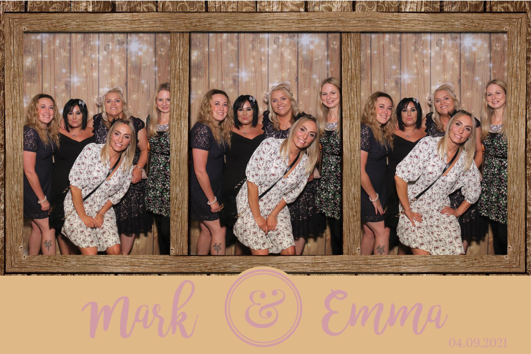 Mark & Emma  | View more photos from the event at gallery.magicimages.uk/u/MagicImages/Mark-Emma