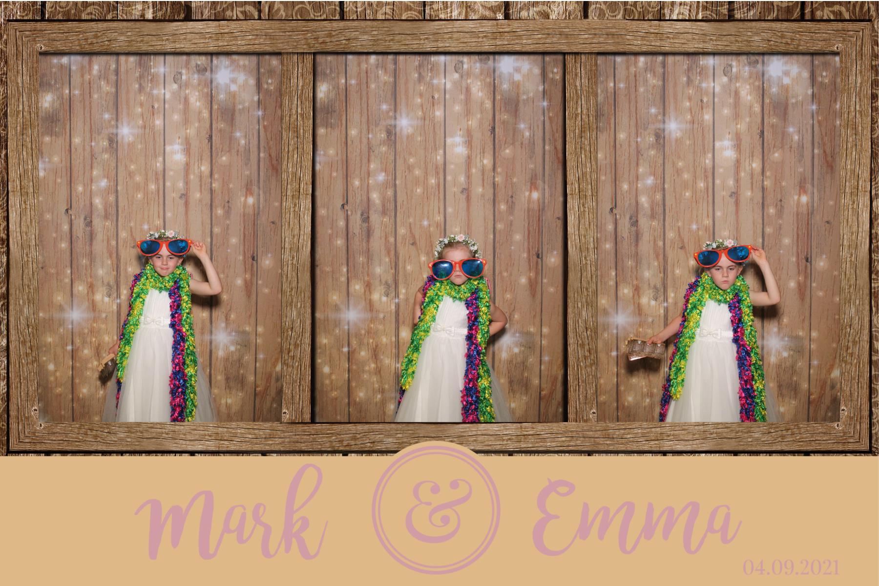 Mark & Emma  | View more photos from the event at gallery.magicimages.uk/u/MagicImages/Mark-Emma